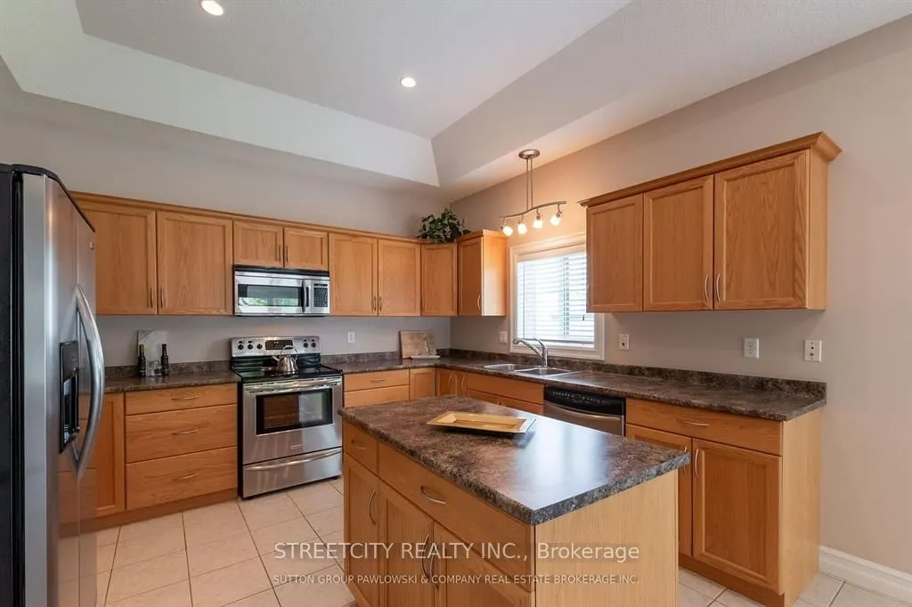 73 Tanoak Drive