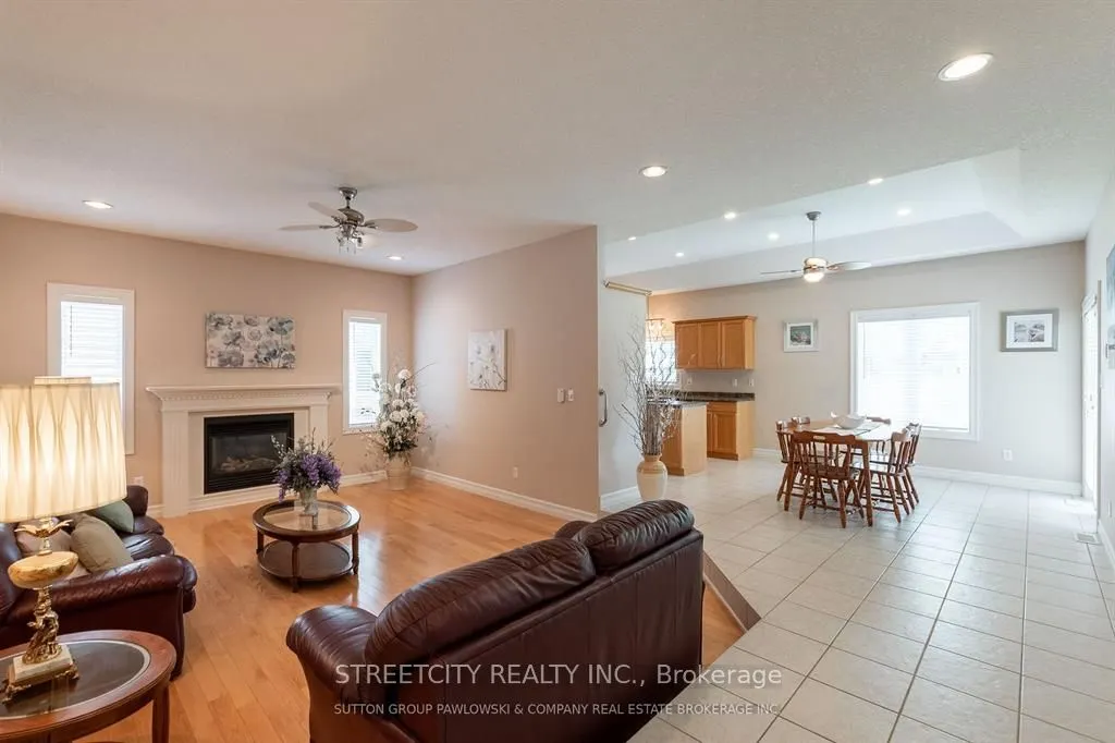 73 Tanoak Drive
