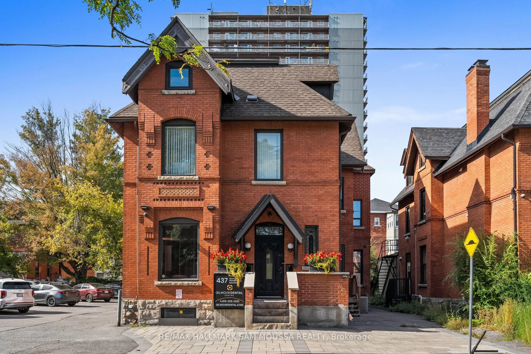 437 Gilmour Street