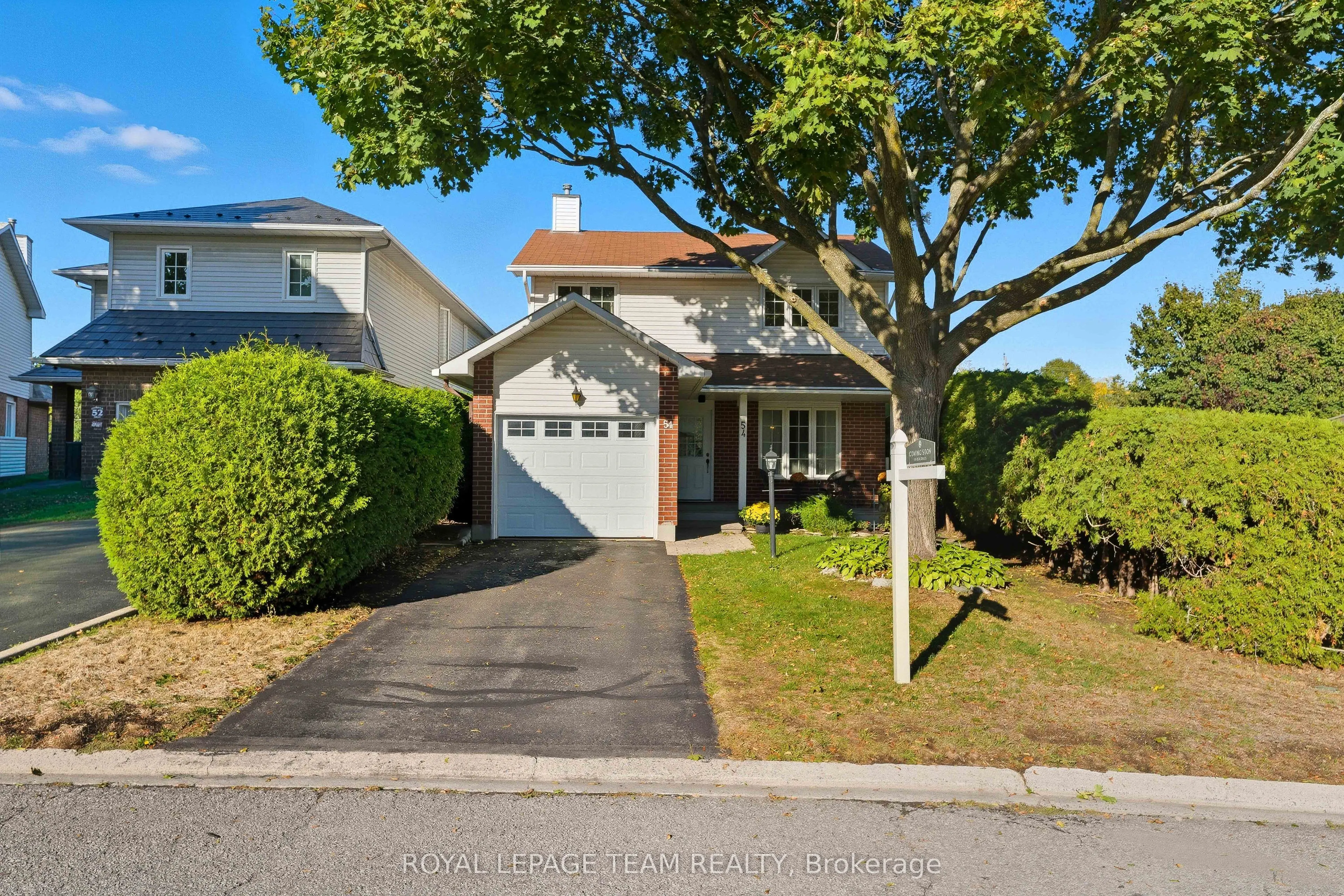 54 Pickwick Drive