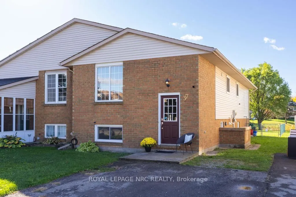 37 Woodland Drive