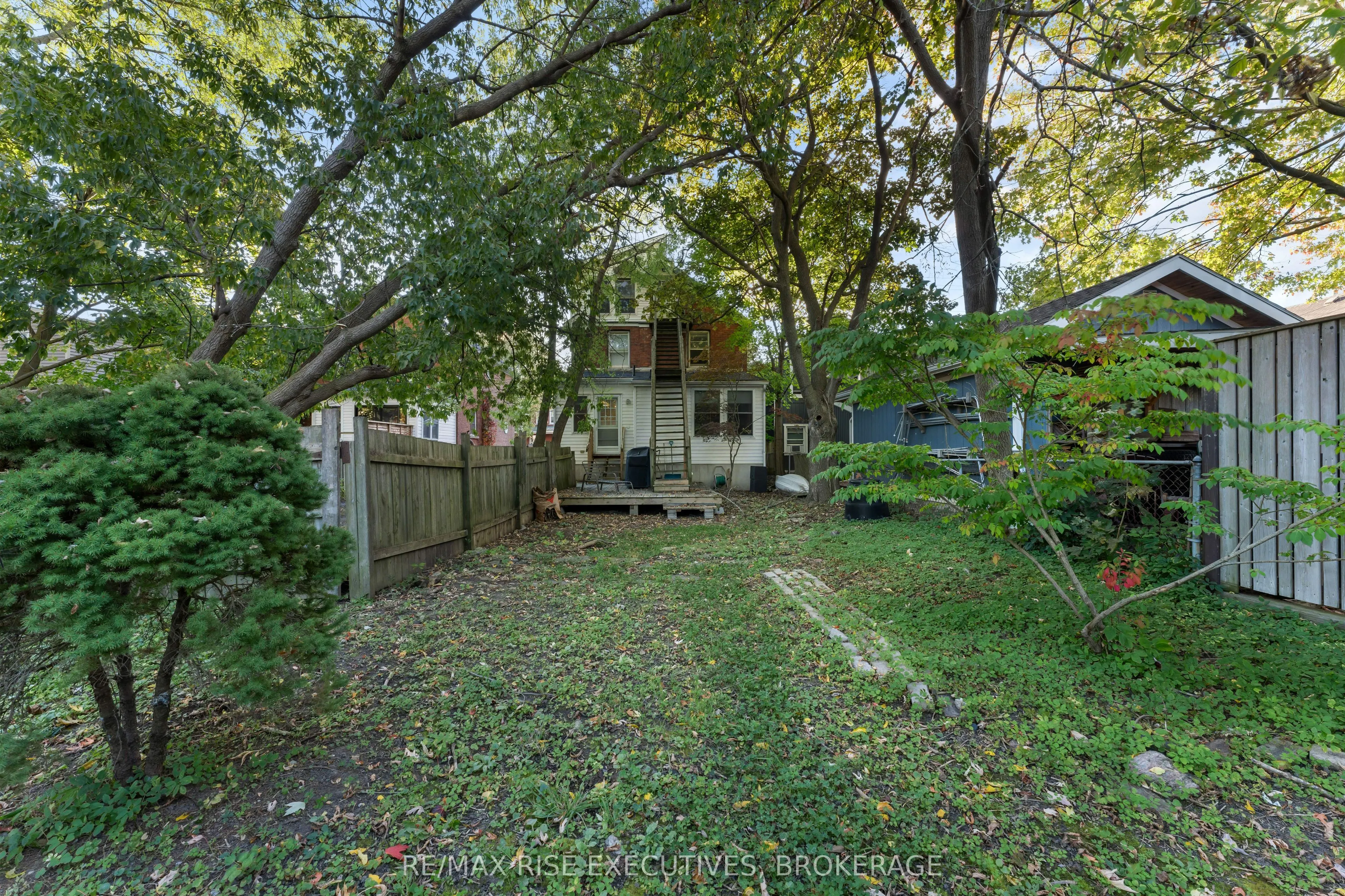 539 Albert Street