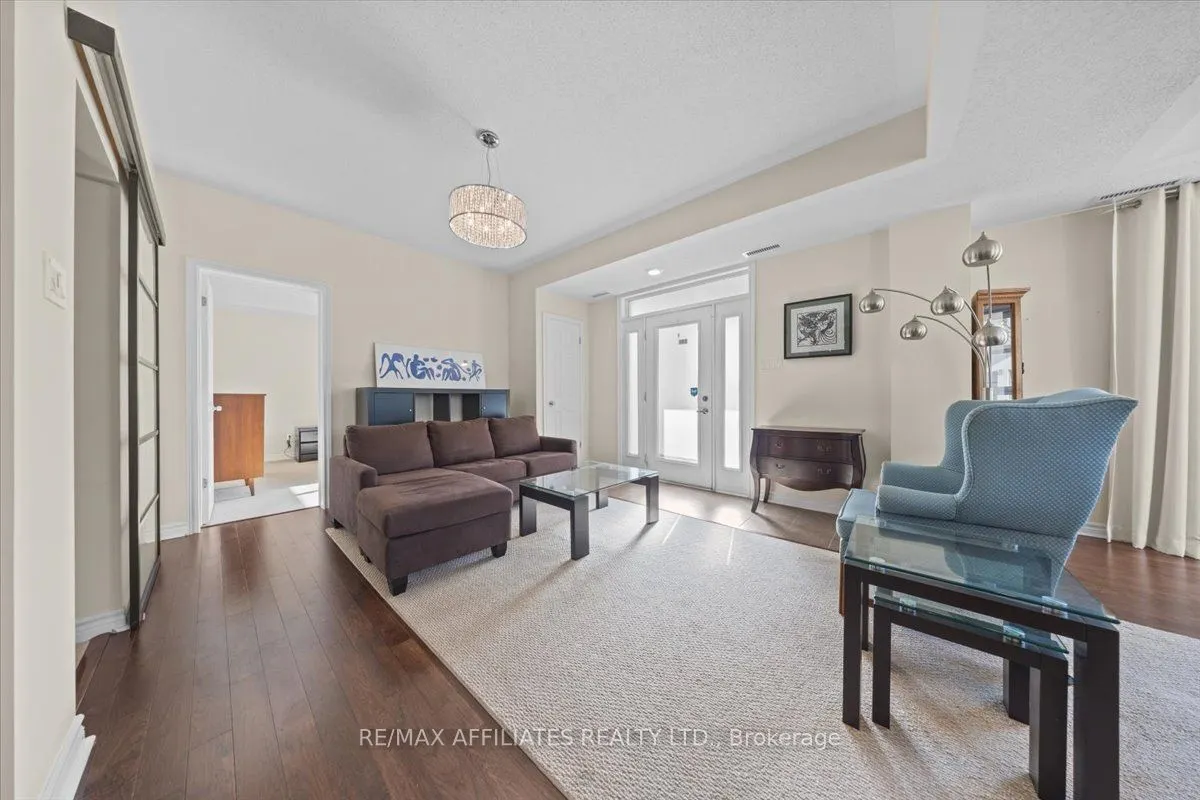 250 Glenroy Gilbert Drive, #105