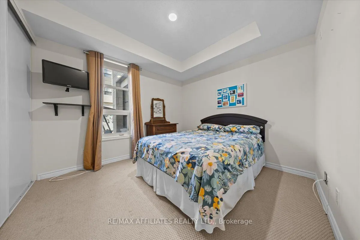 250 Glenroy Gilbert Drive, #105
