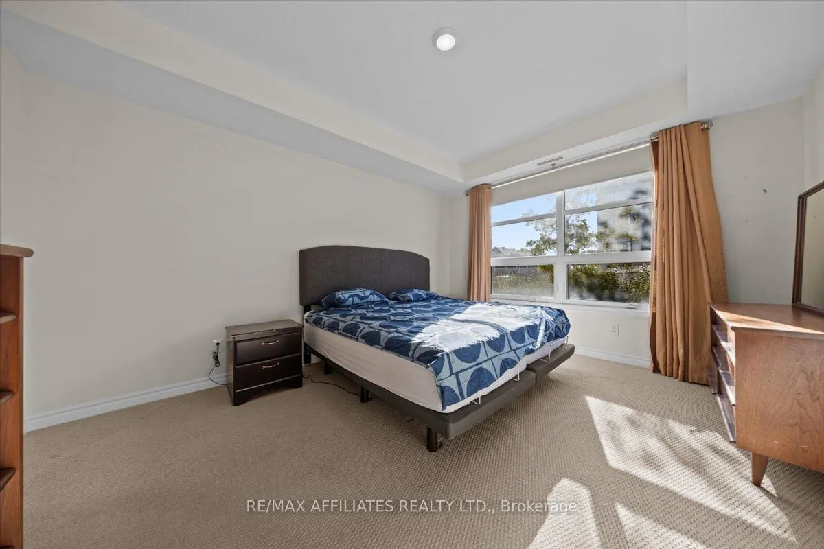 250 Glenroy Gilbert Drive, #105