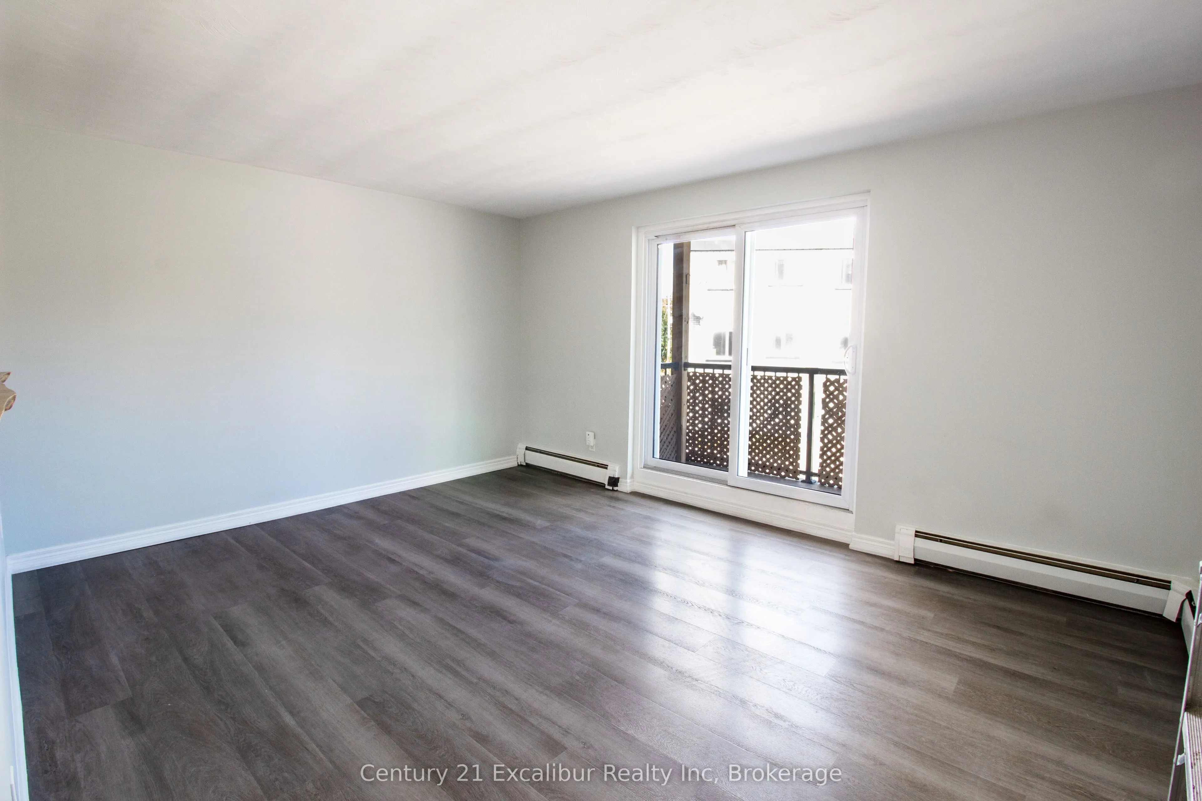 320 Queen Street E, #9