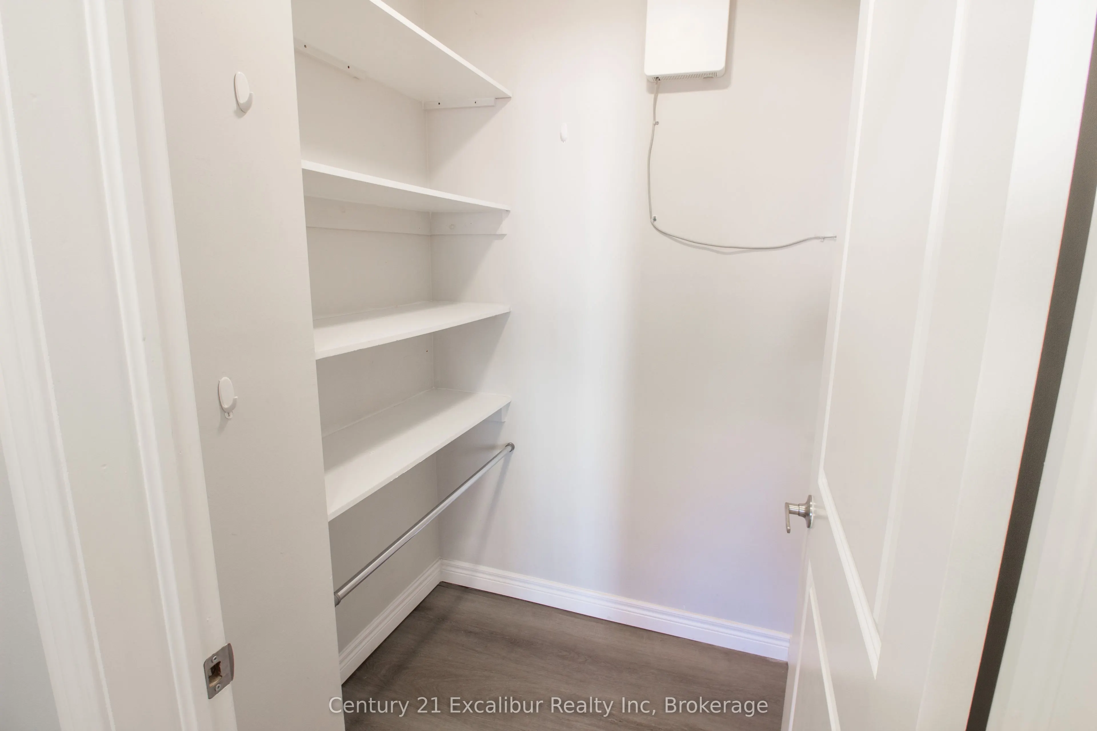 320 Queen Street E, #9
