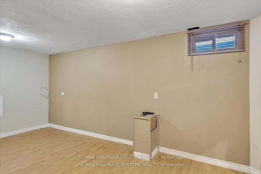 996 Sydenham Road, ##67