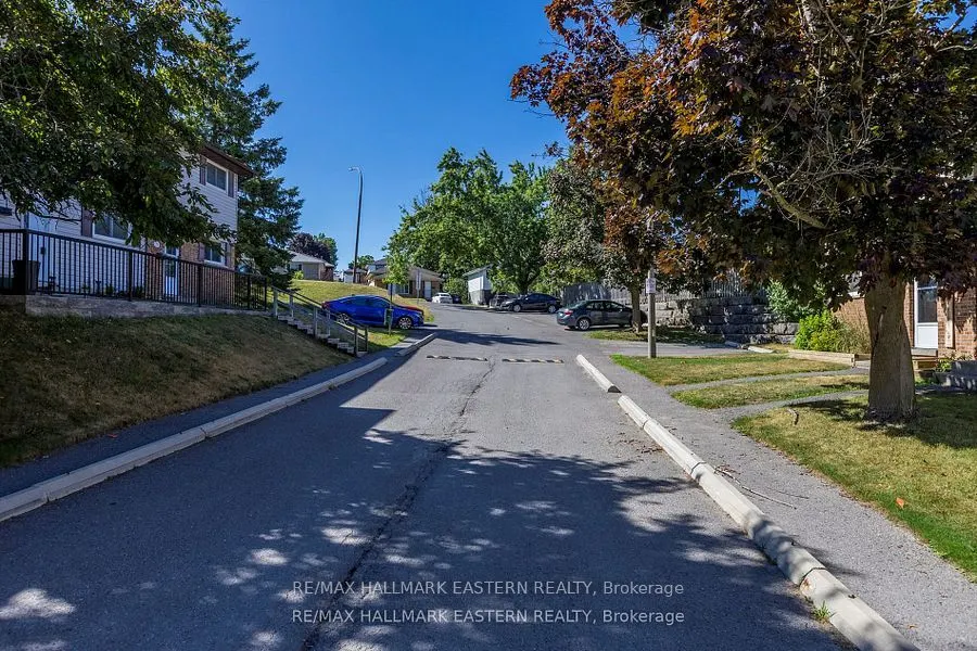 996 Sydenham Road, ##67