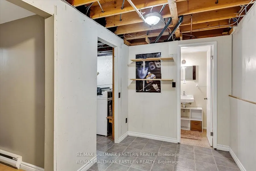 996 Sydenham Road, ##67
