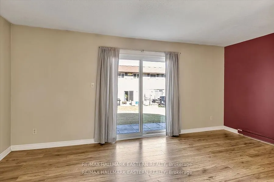 996 Sydenham Road, ##67