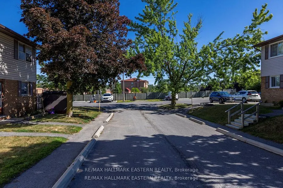 996 Sydenham Road, ##67