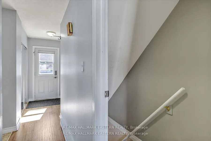 996 Sydenham Road, ##67