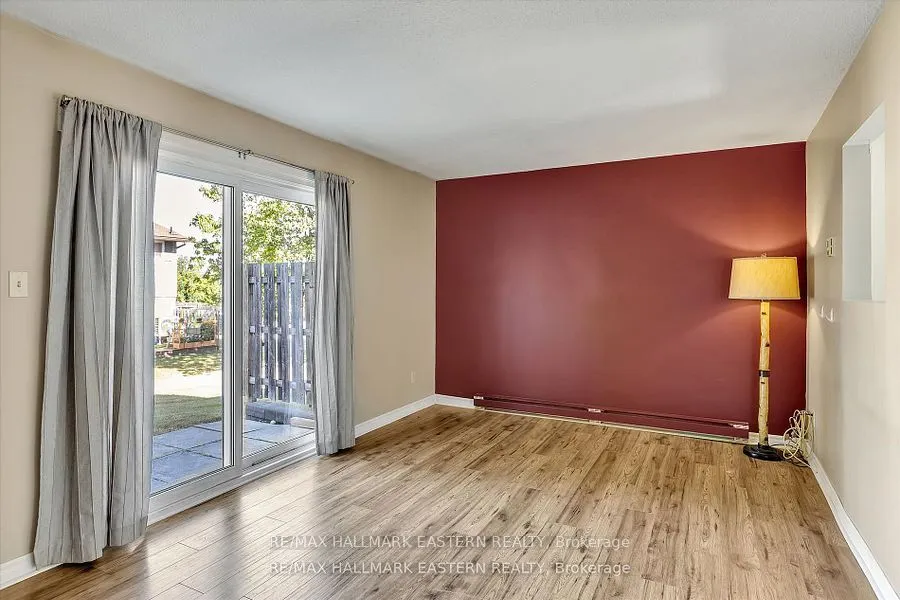 996 Sydenham Road, ##67