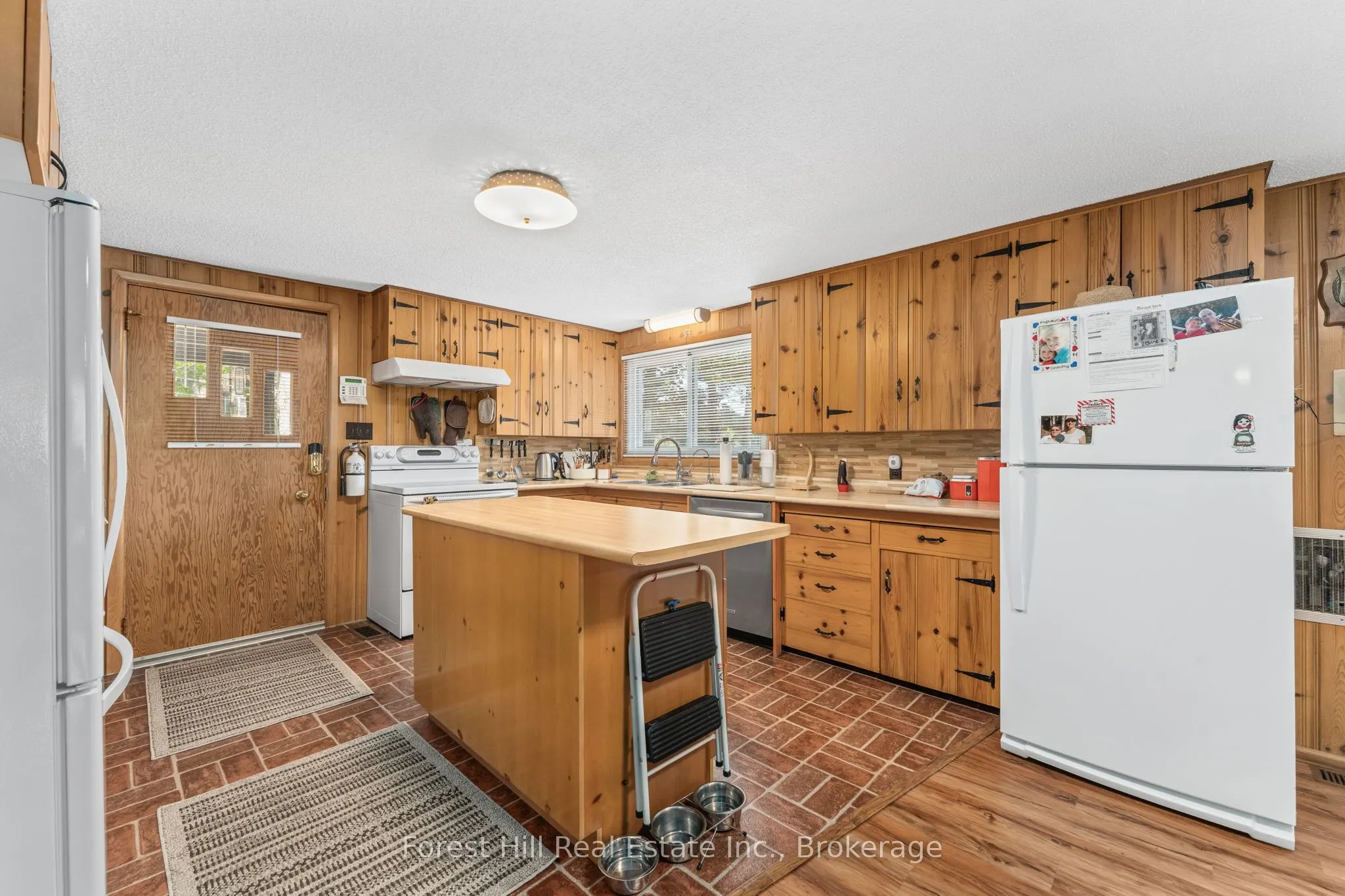 1062 Pine Lake Road