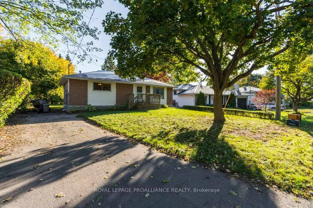 69 Thorncliffe Drive