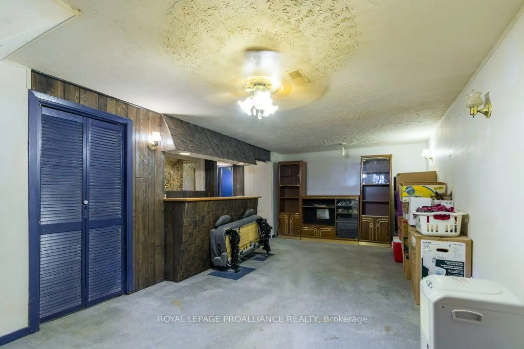 69 Thorncliffe Drive