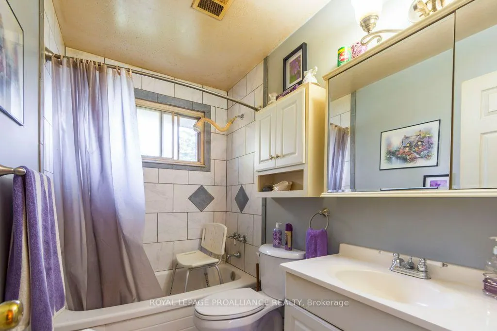 69 Thorncliffe Drive