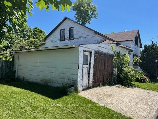 213 Cook Street
