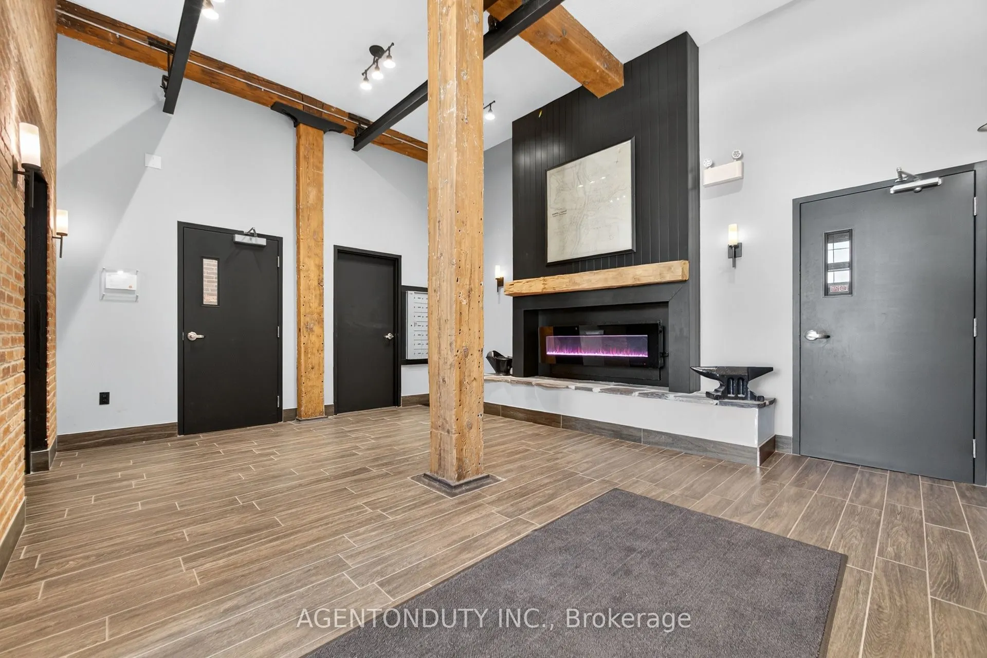 24 Cedar Street, #101