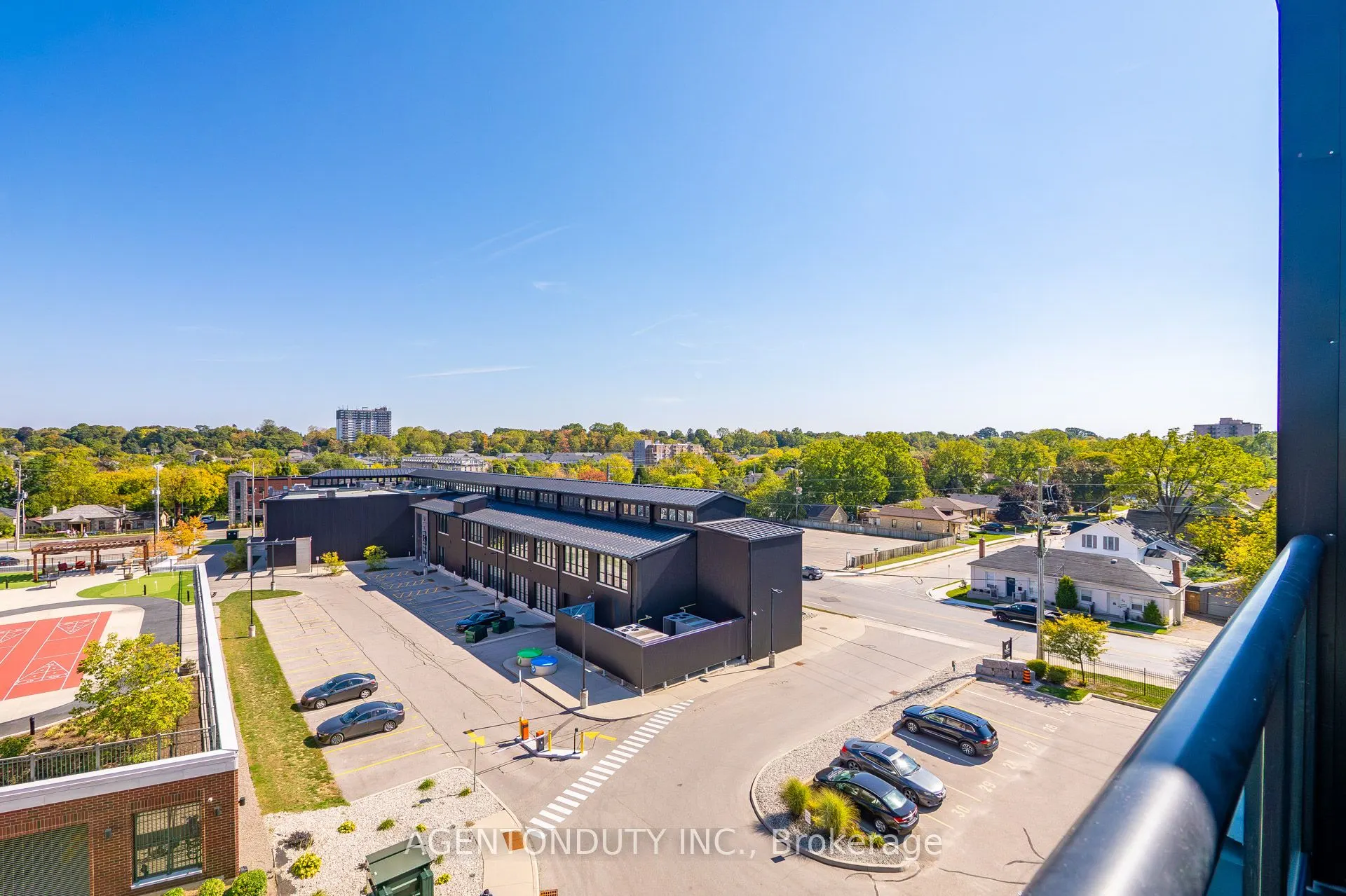 24 Cedar Street, #101
