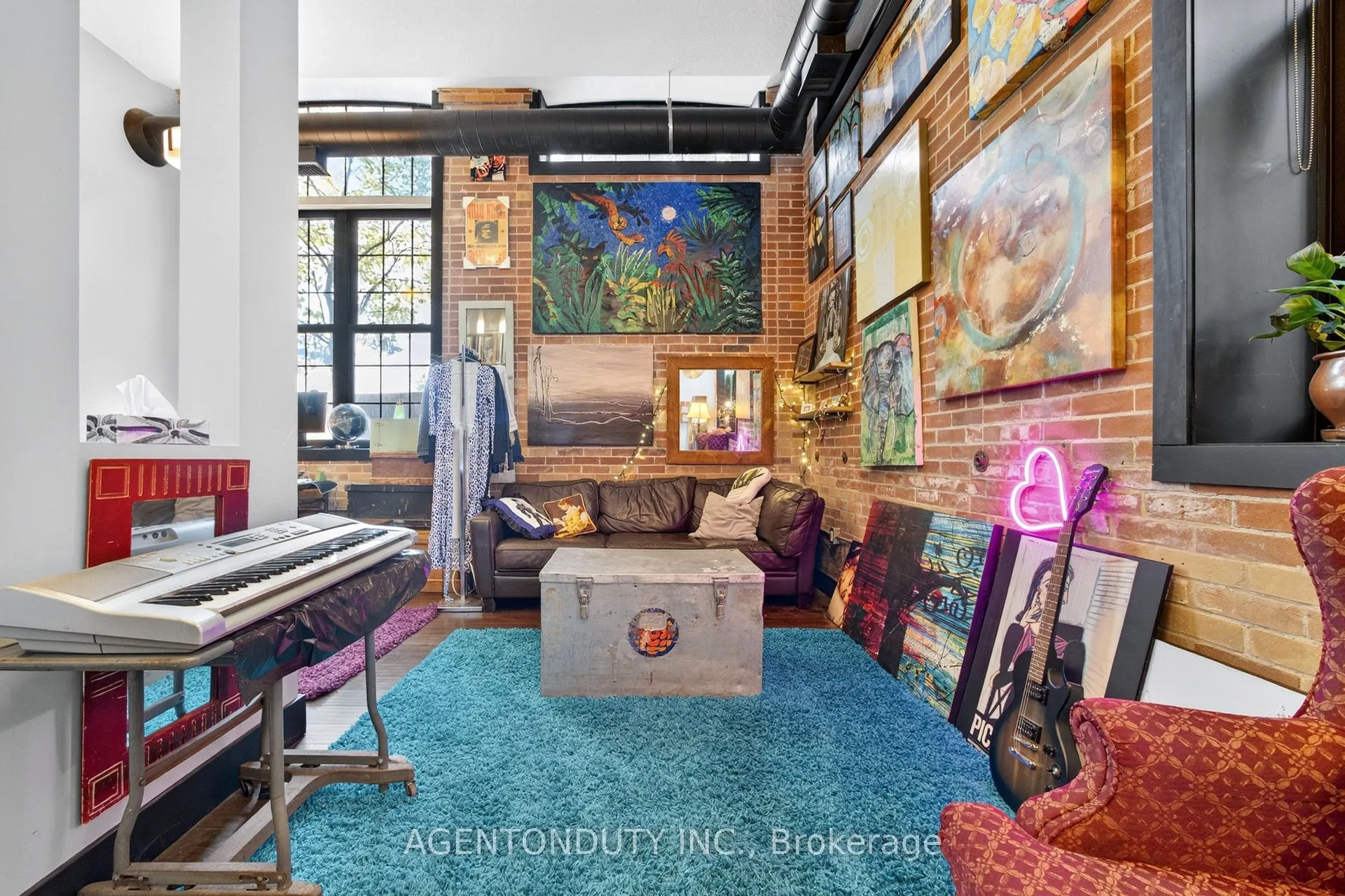 24 Cedar Street, #101