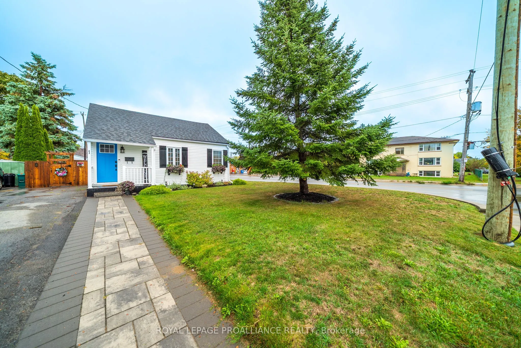 1 Kerr Crescent
