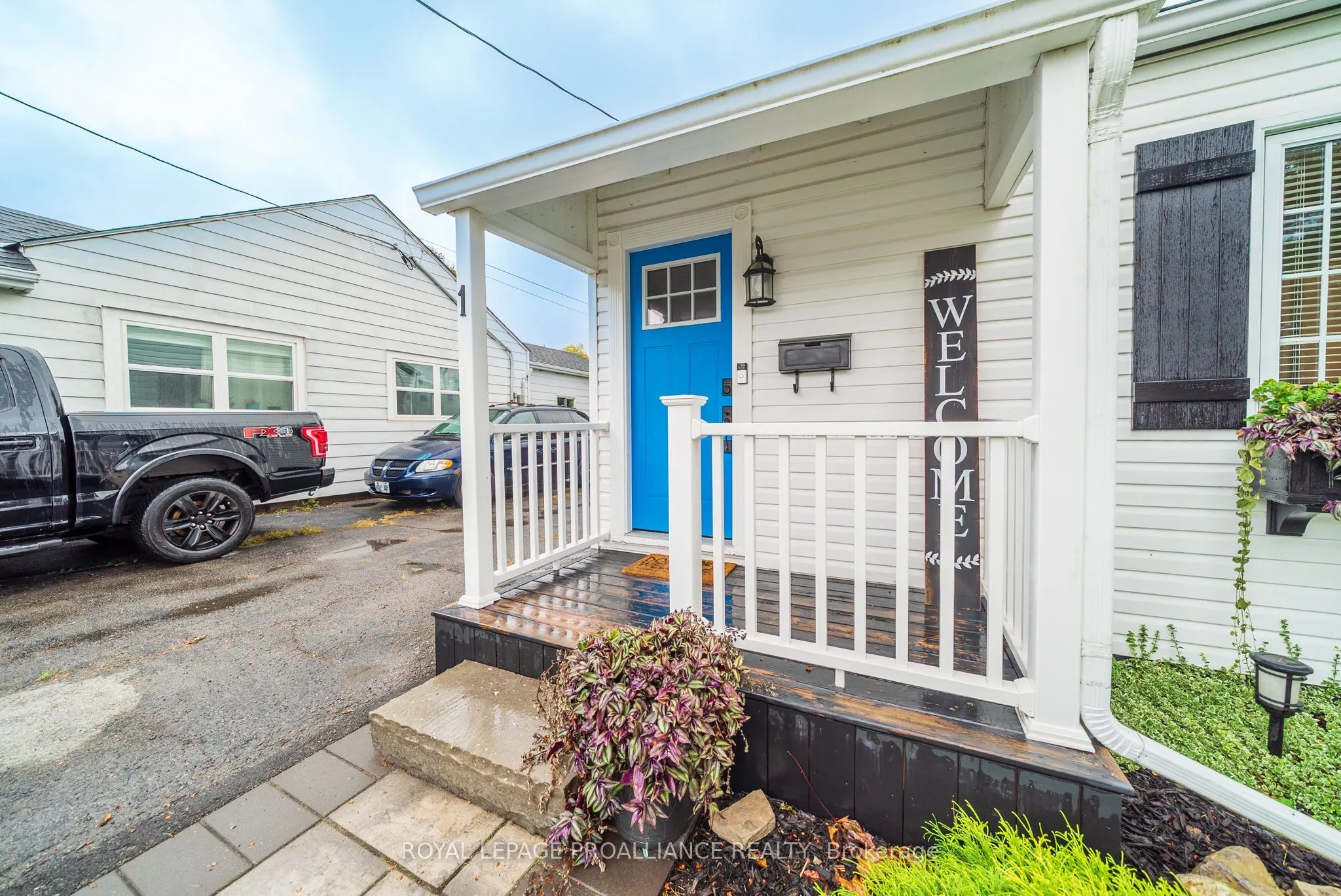 1 Kerr Crescent