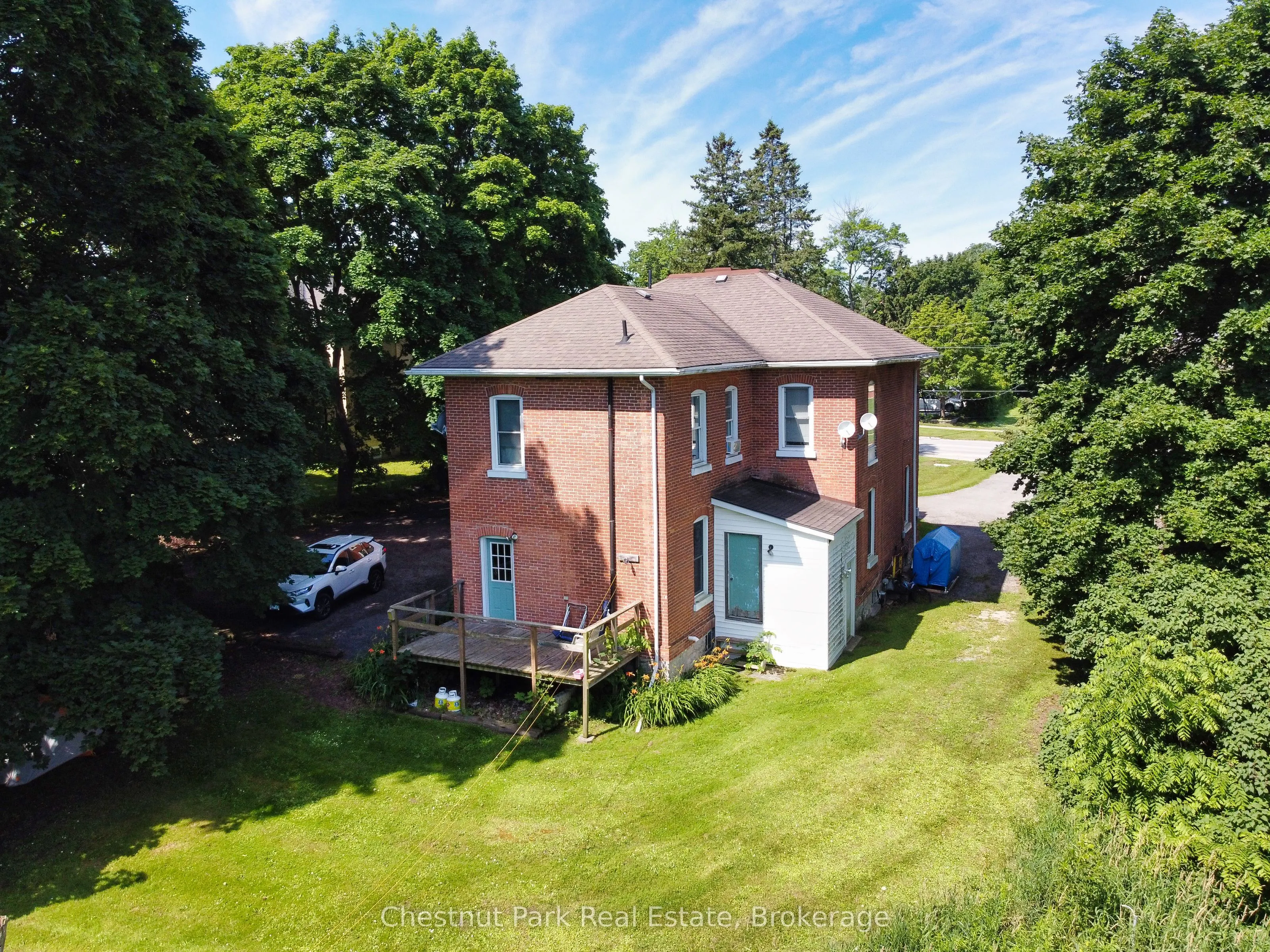 319 Berford Street