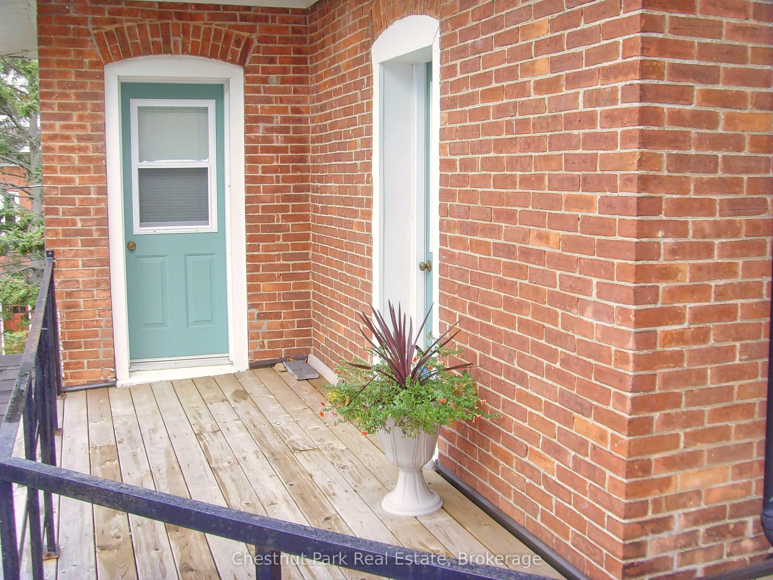 319 Berford Street