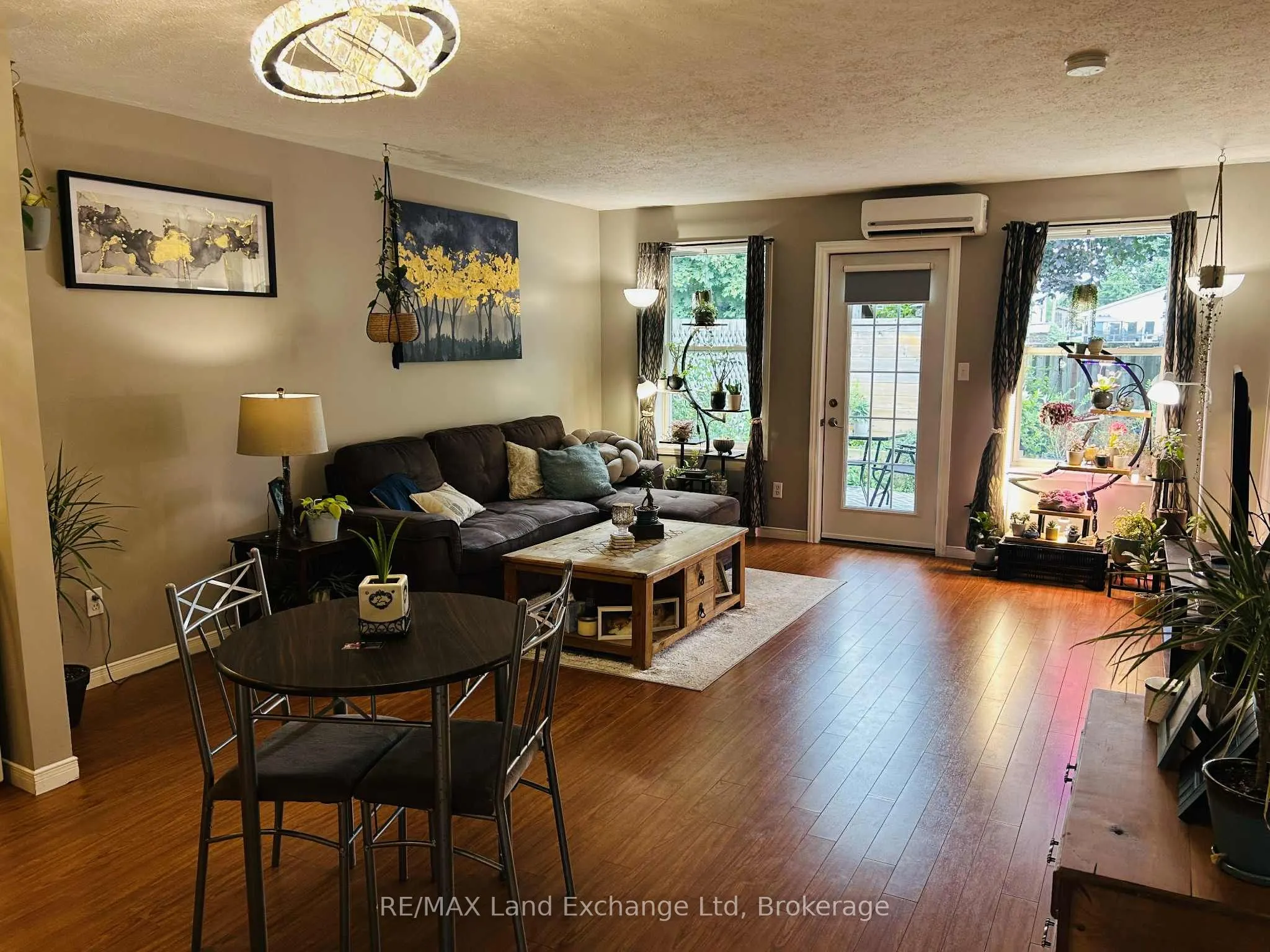 1028 Ann Street, #10