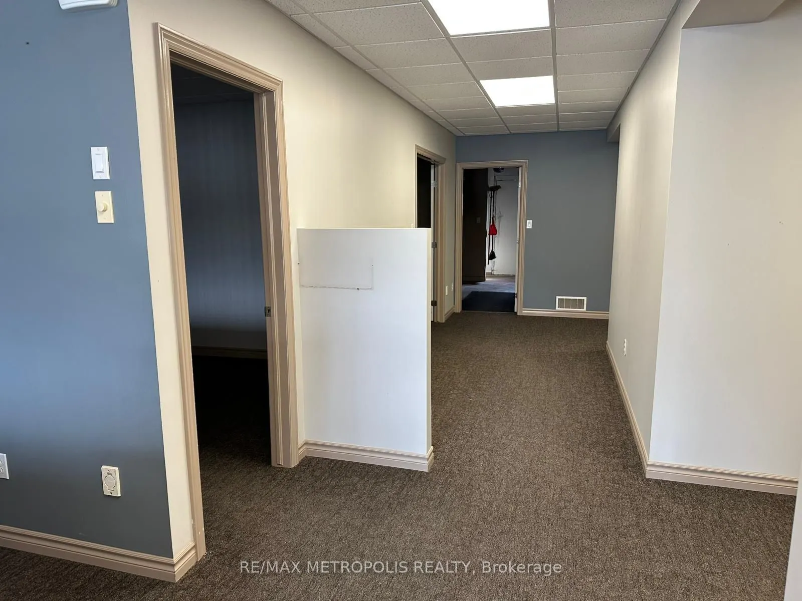 499 Dundas Street W, #5