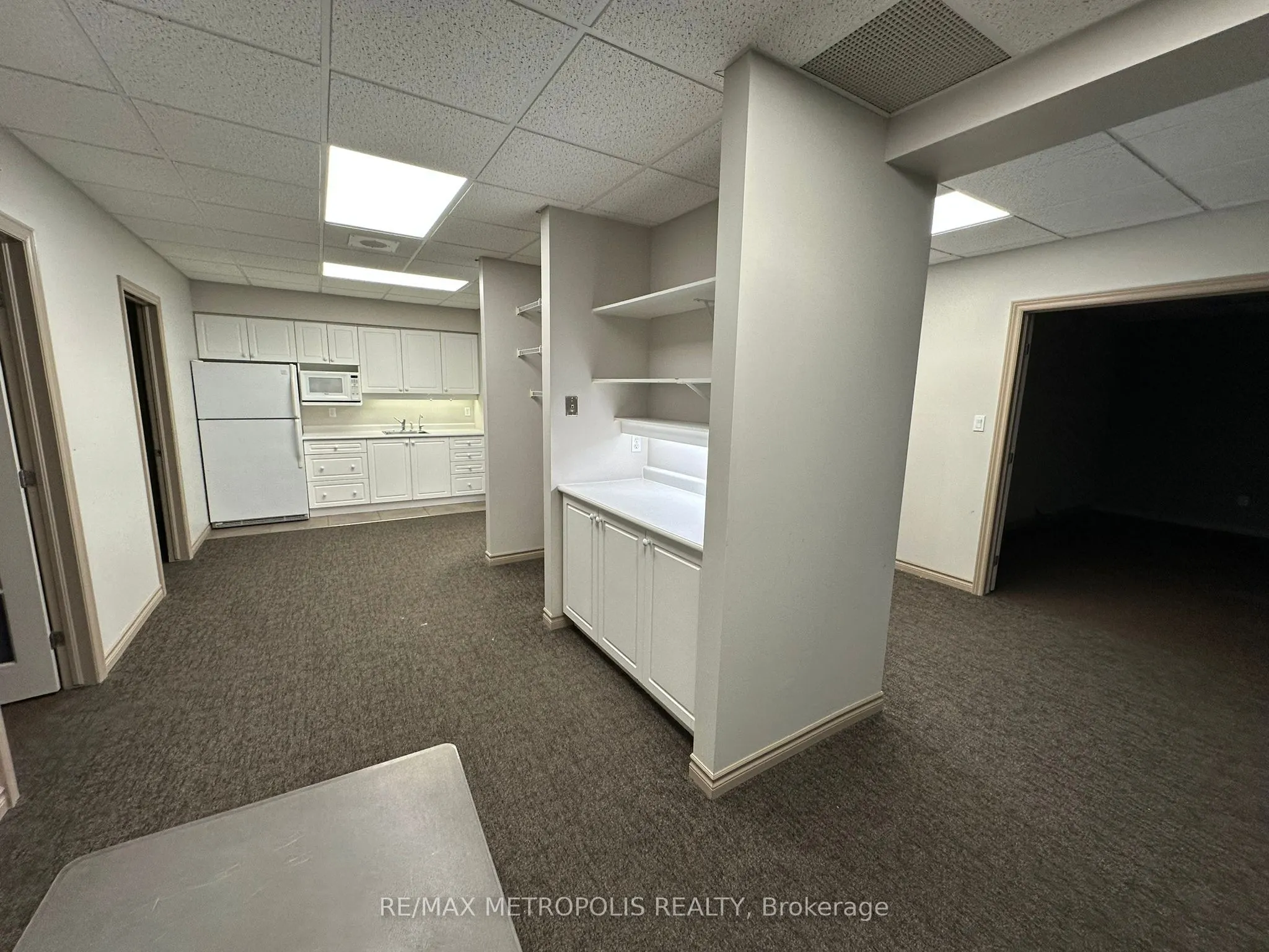 499 Dundas Street W, #5