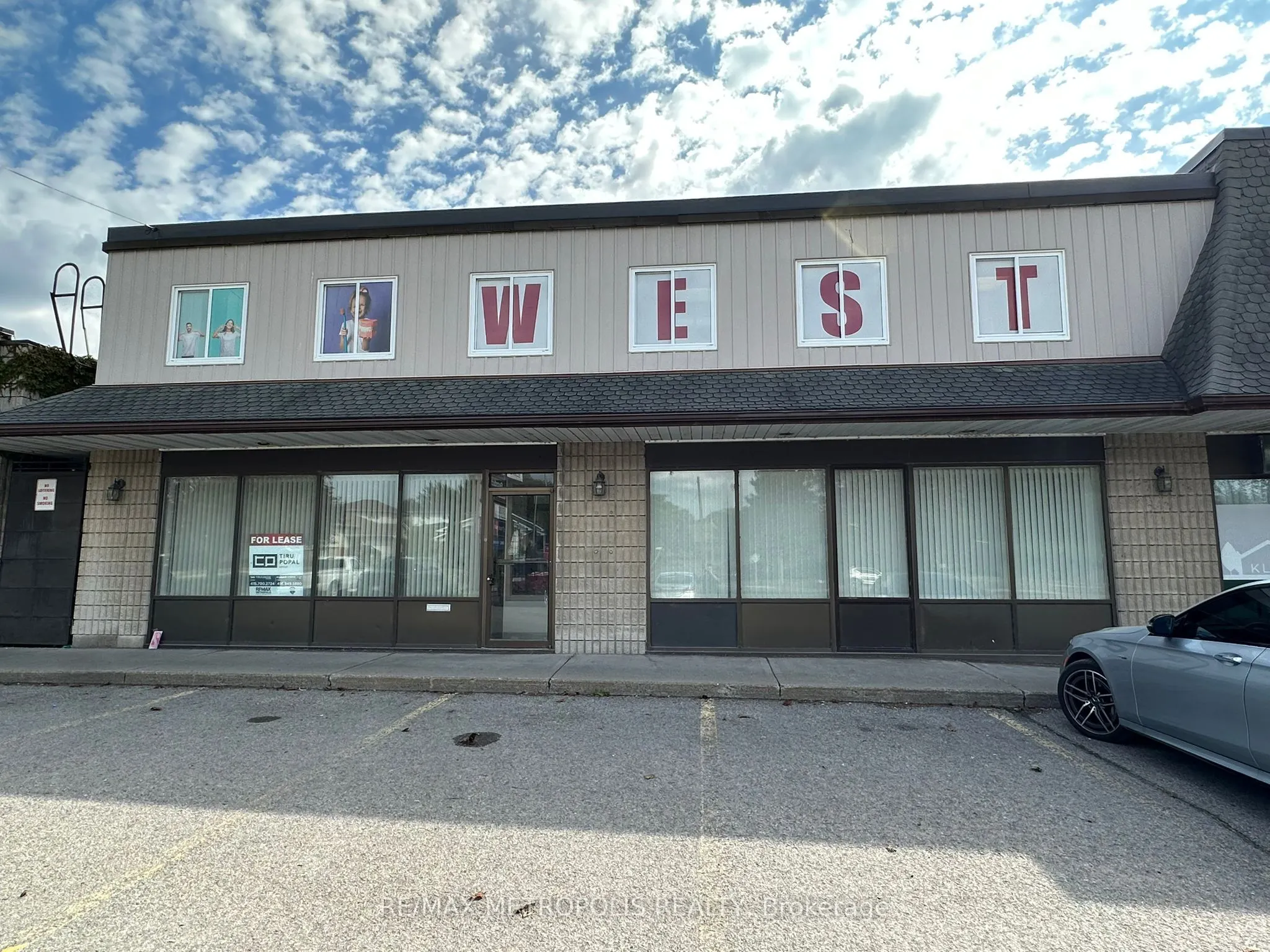 499 Dundas Street W, #5