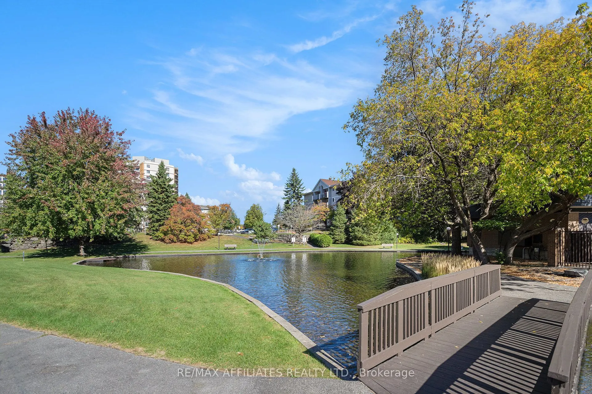 270 Brittany Drive, #207