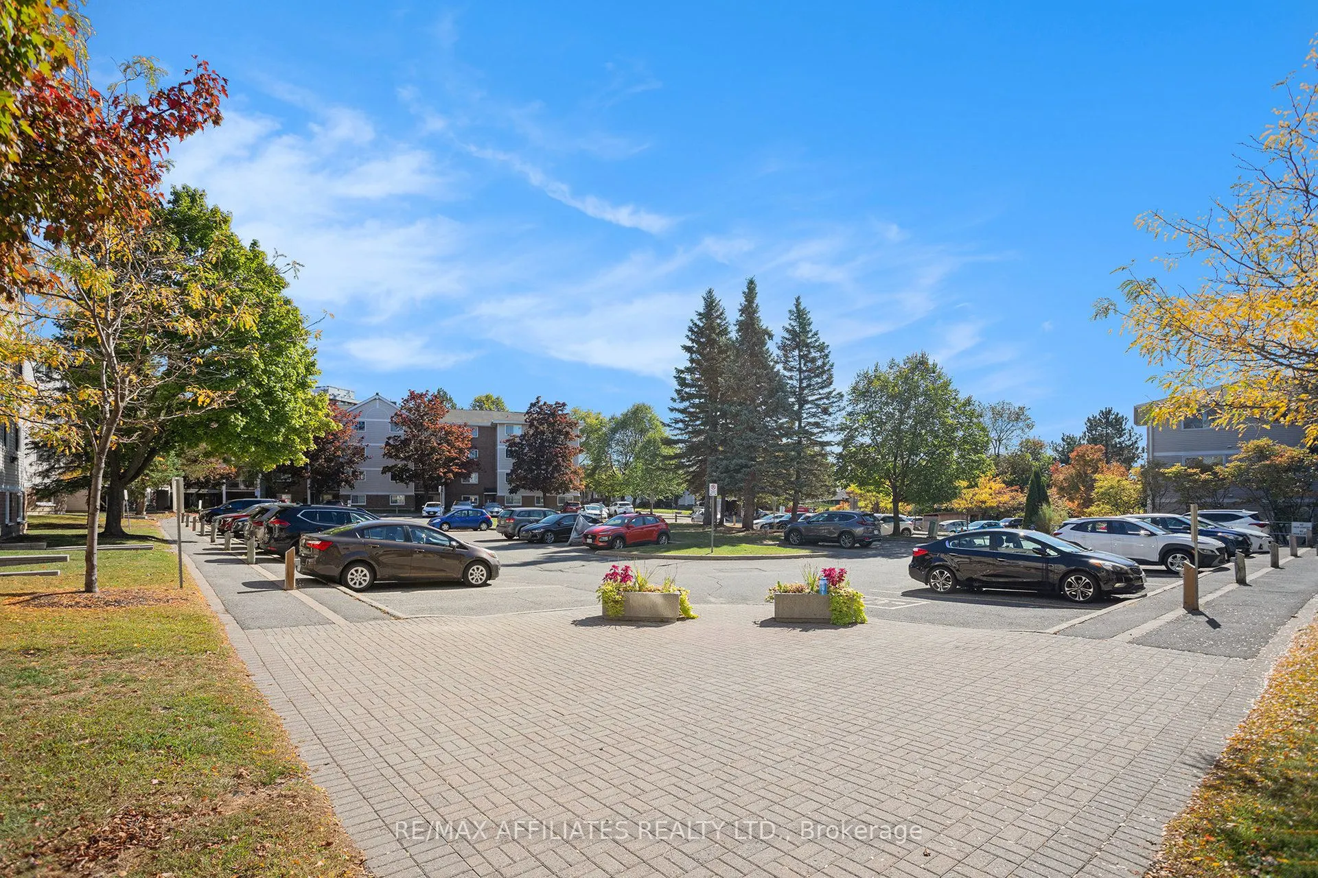 270 Brittany Drive, #207