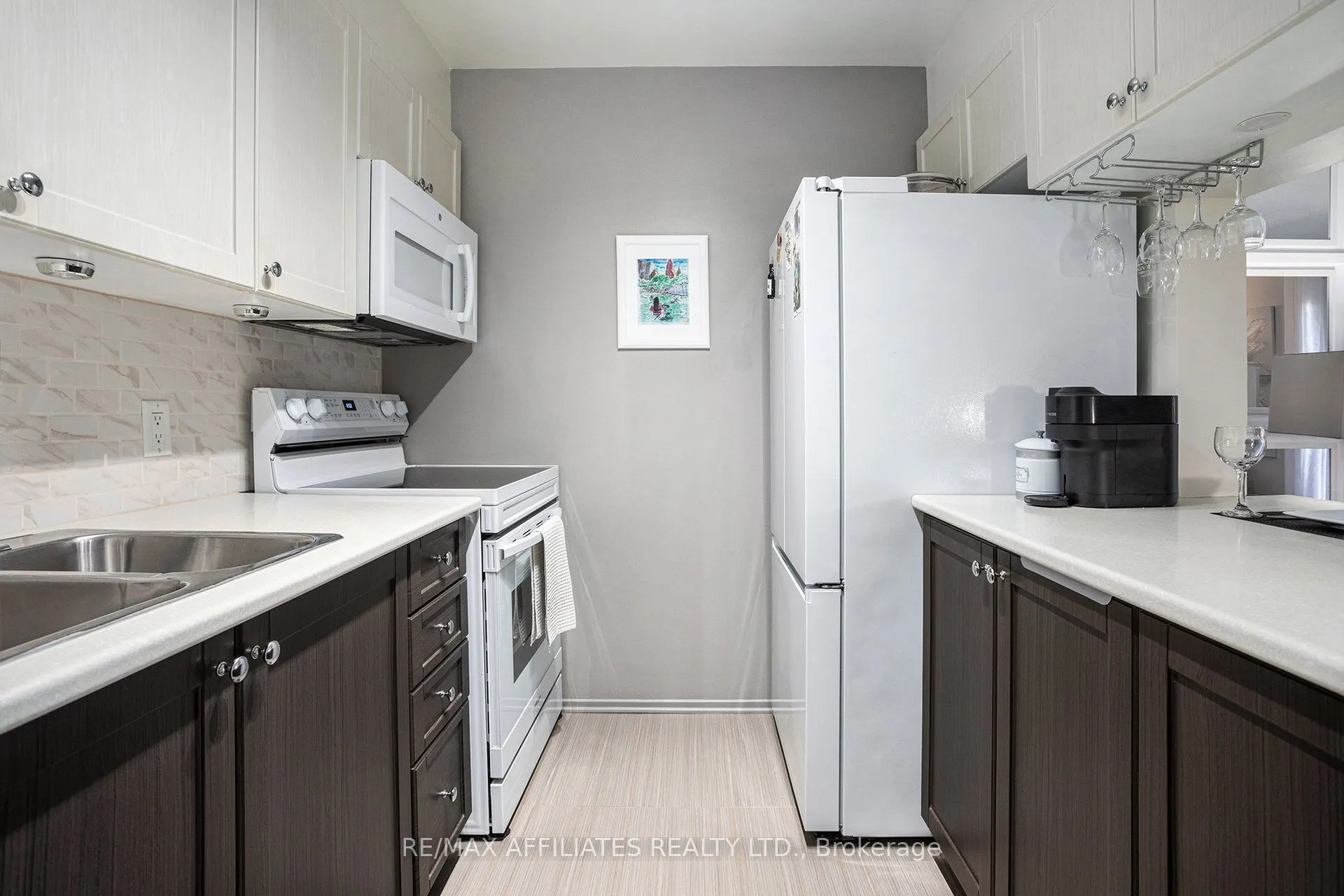 270 Brittany Drive, #207