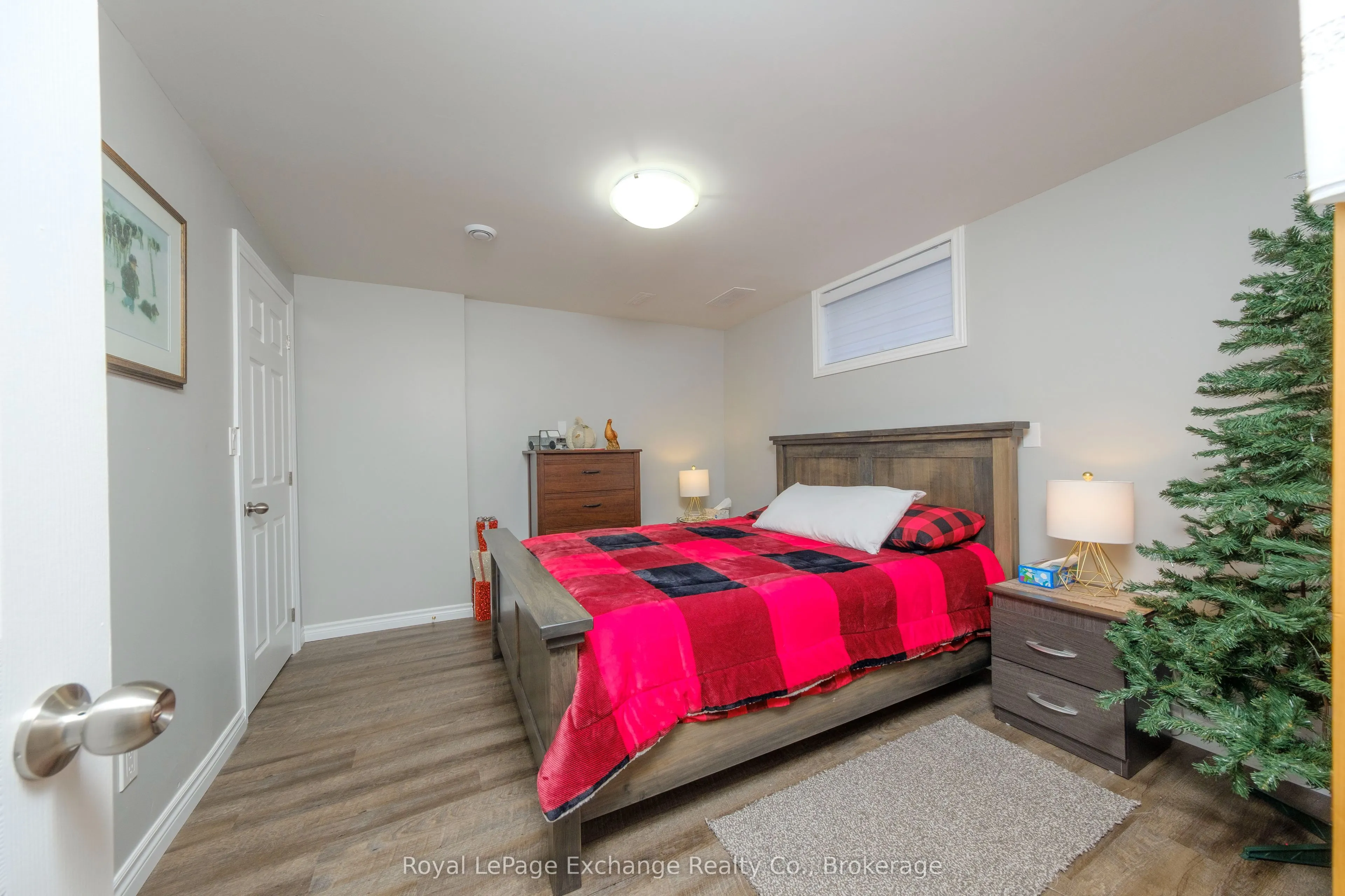 8 Remington Drive