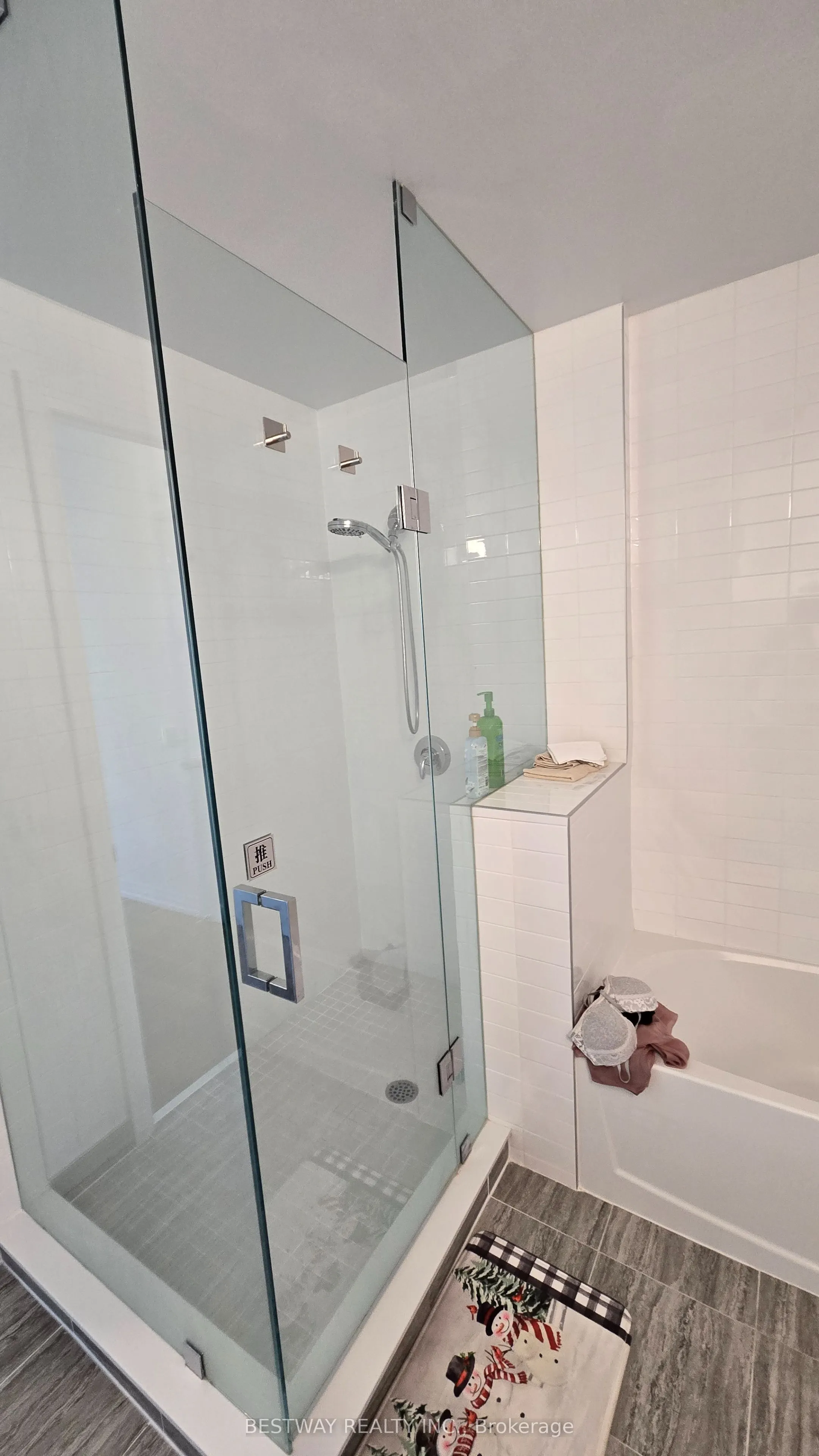 7711 Green Vista Gate, #911
