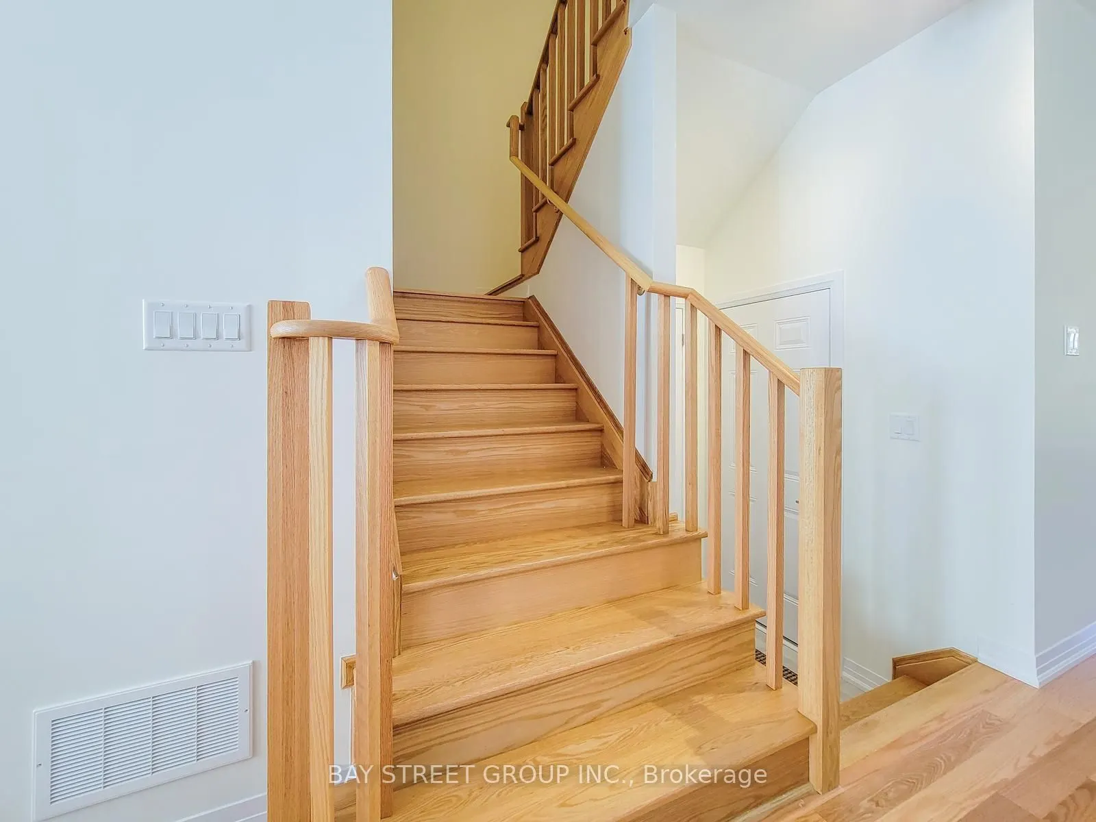 5 Lemon Avenue N