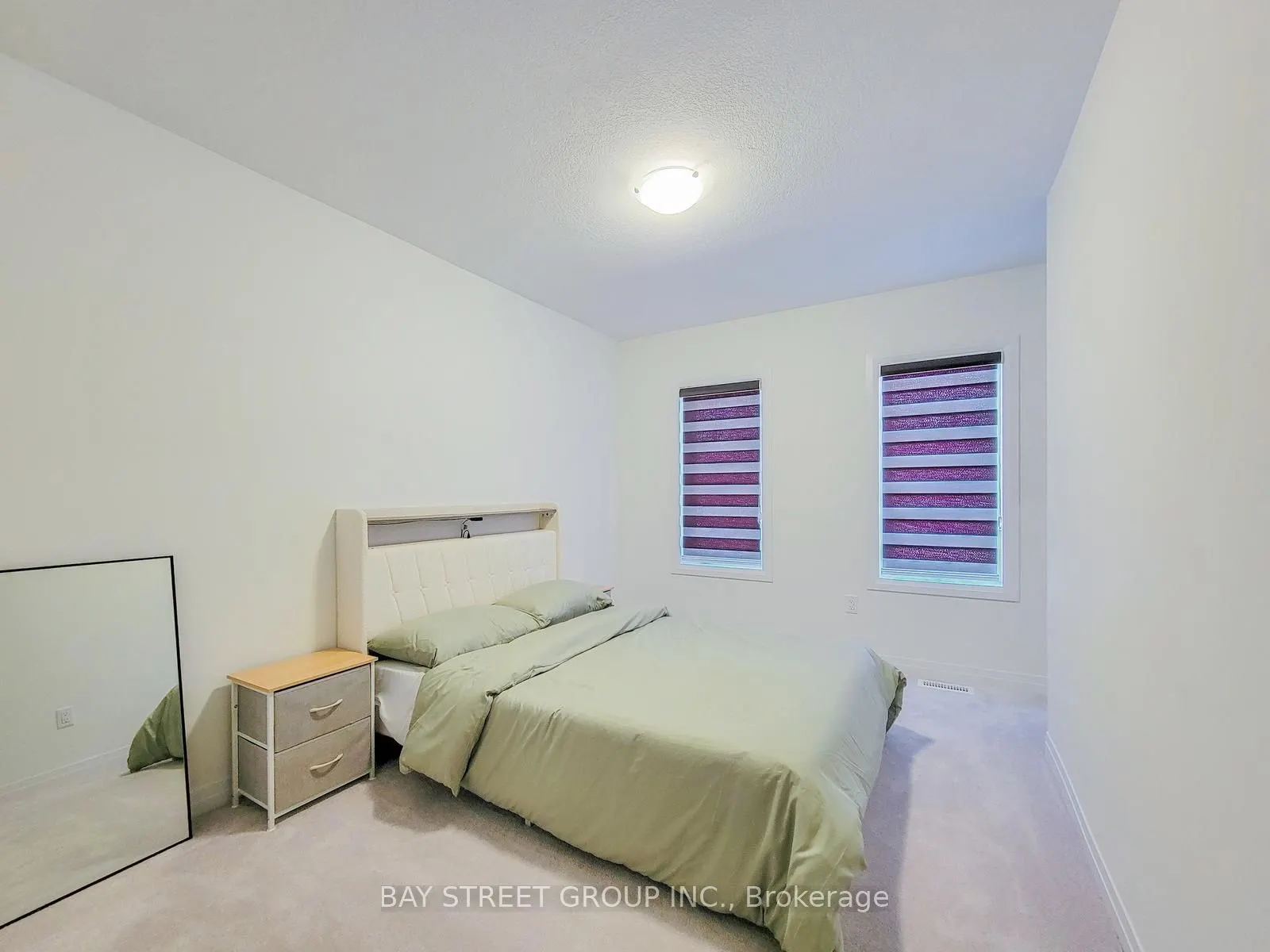 5 Lemon Avenue N