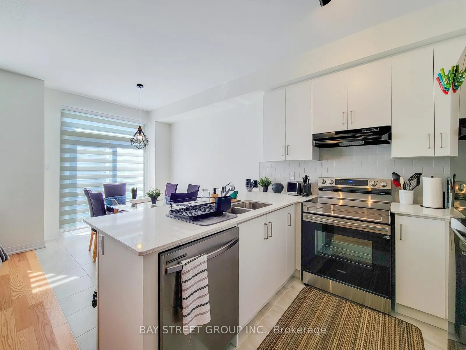 5 Lemon Avenue N