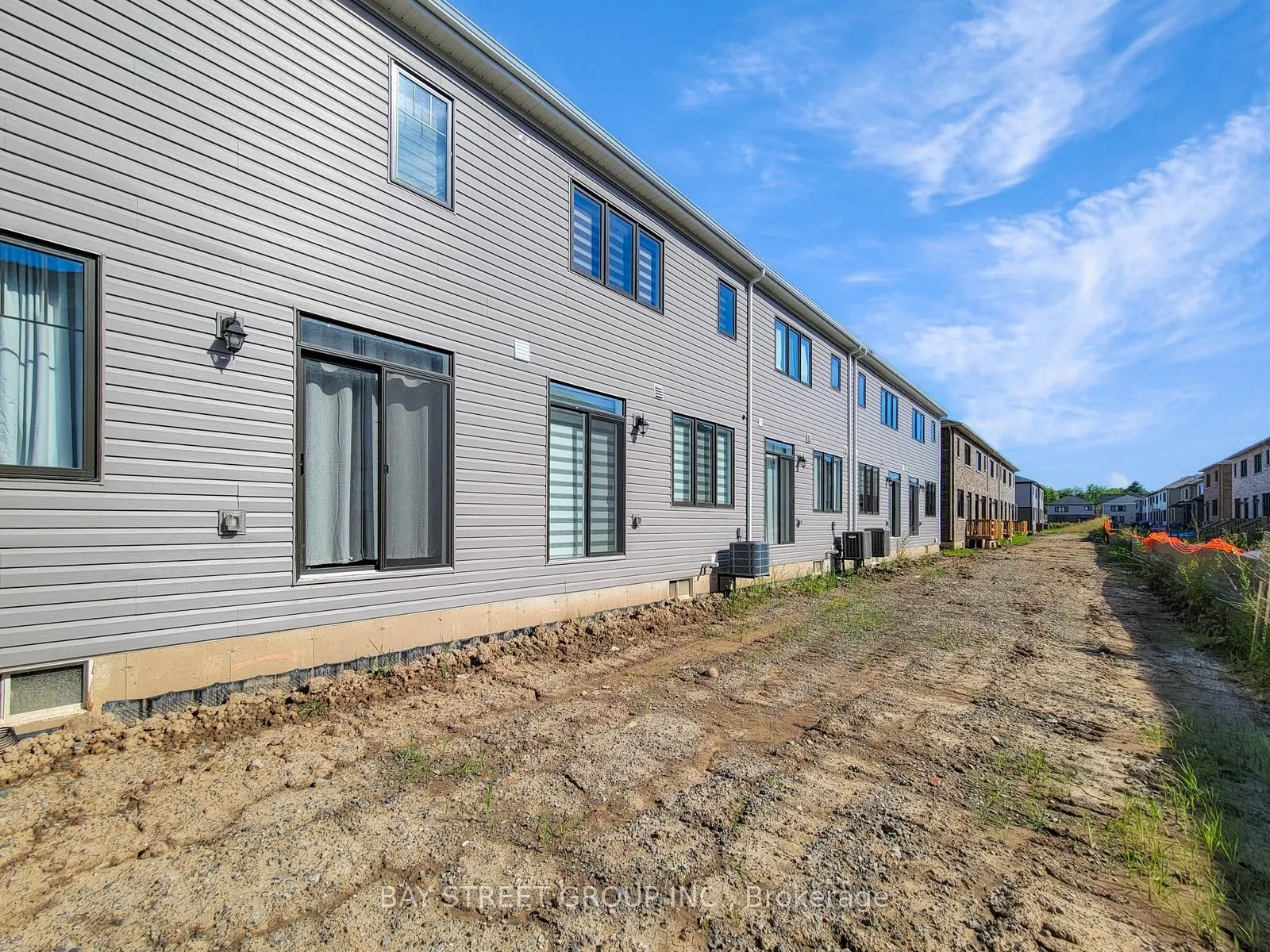 5 Lemon Avenue N