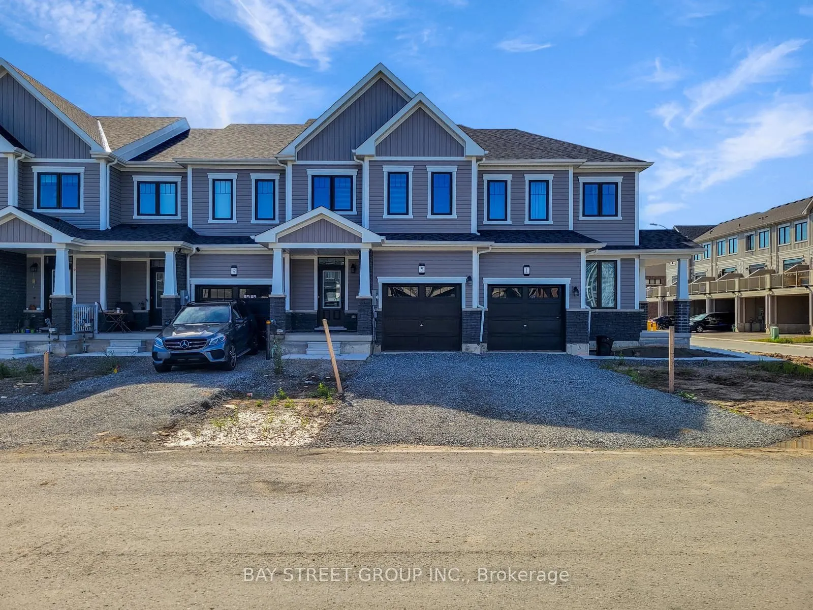 5 Lemon Avenue N