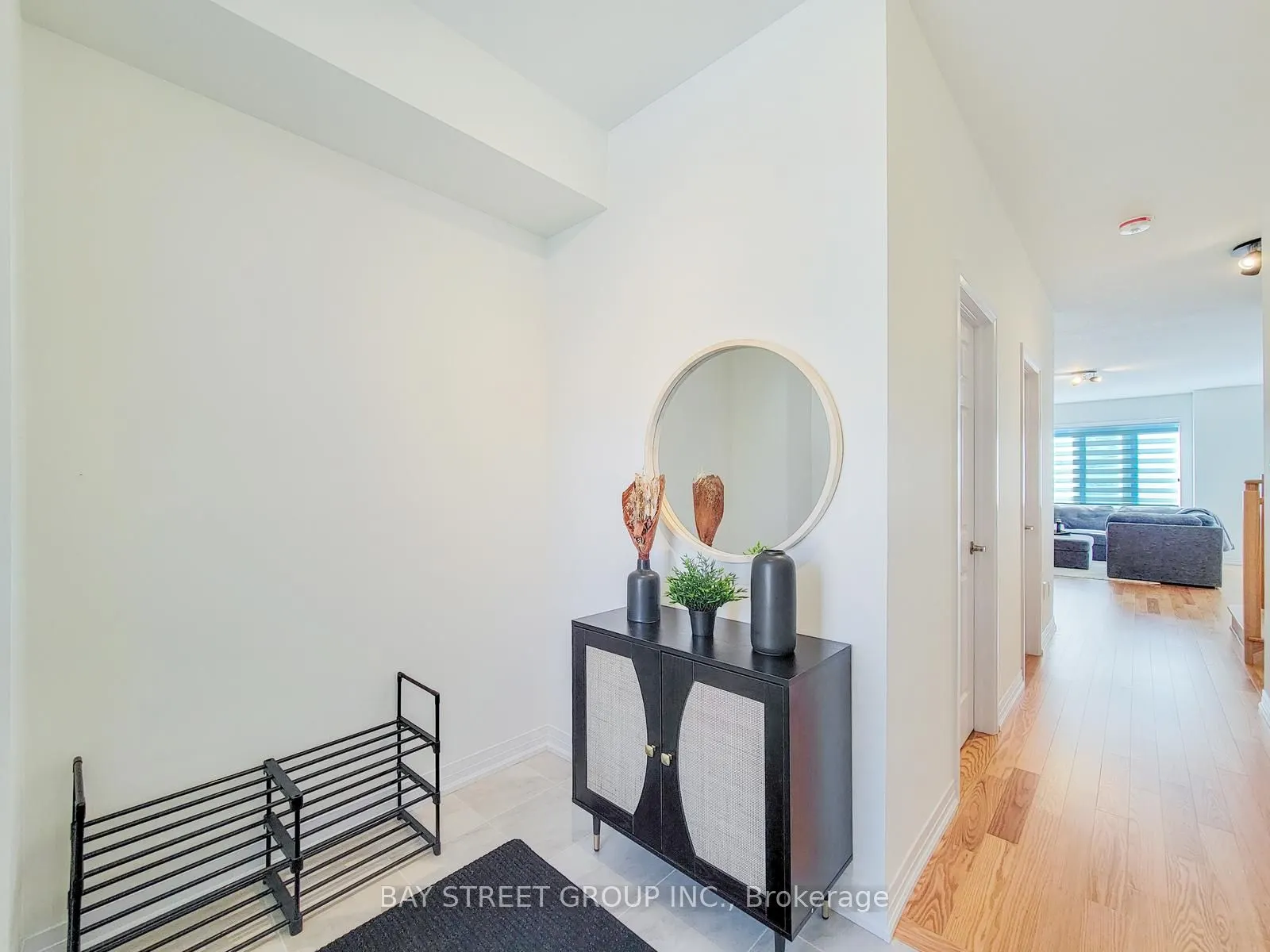 5 Lemon Avenue N