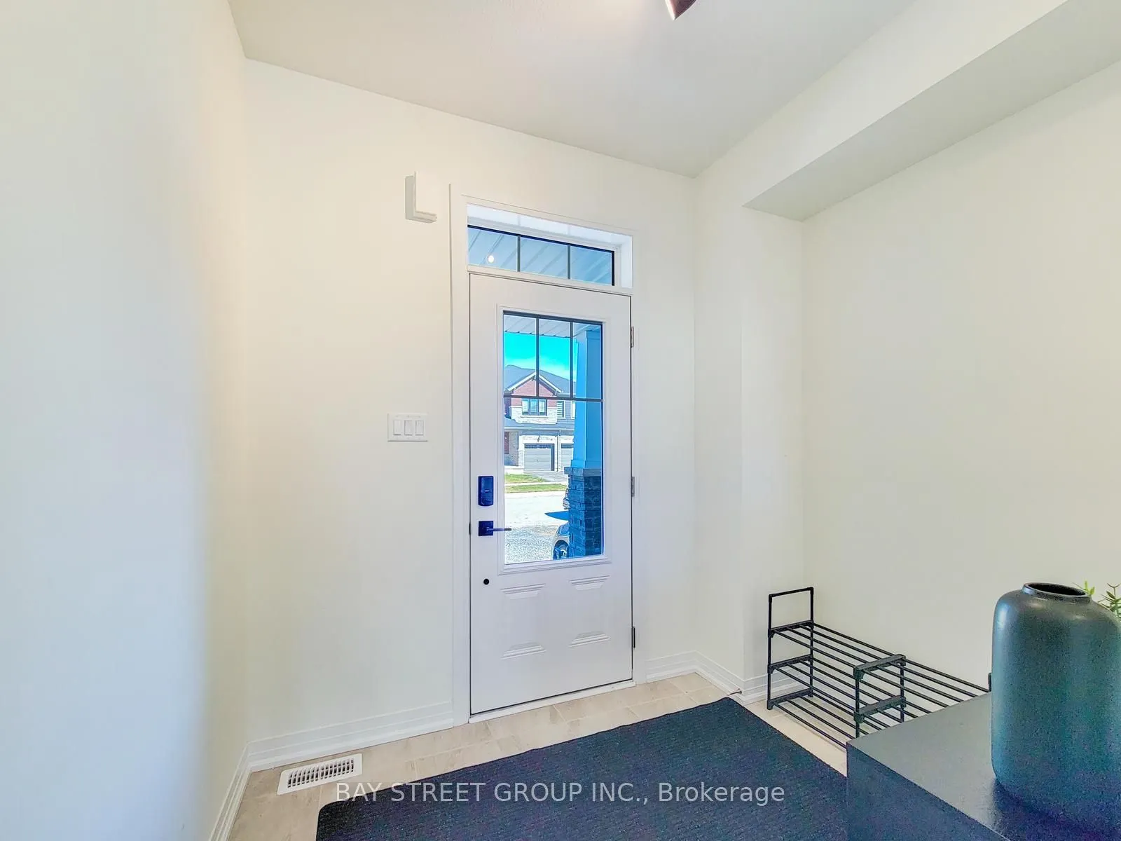5 Lemon Avenue N