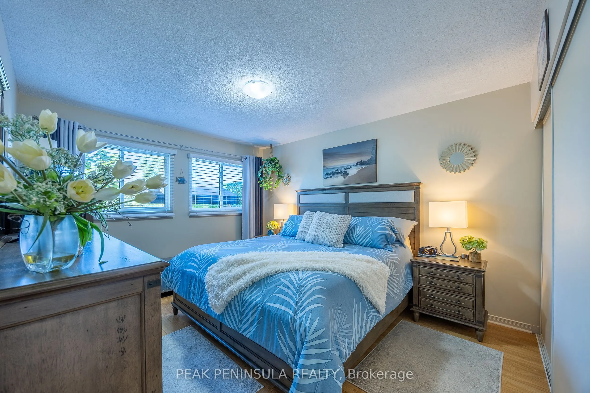 18 Long Point Boulevard