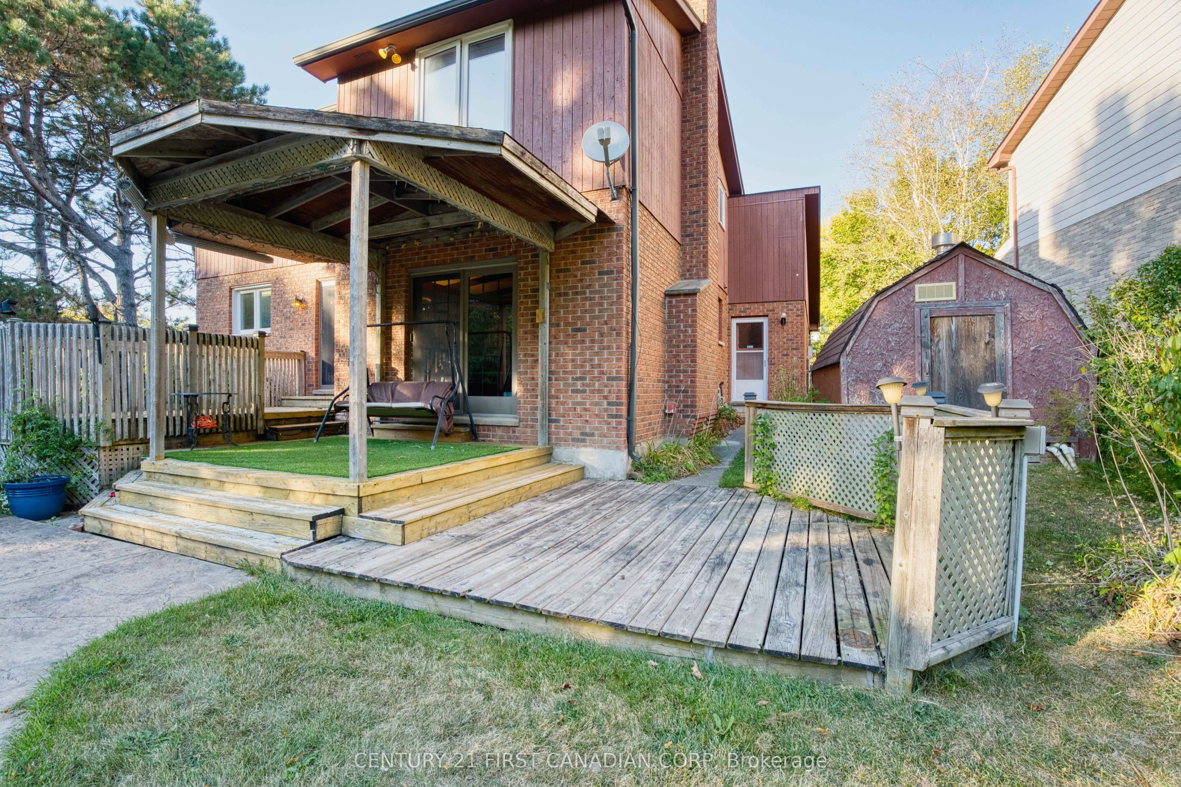 33 Fourwinds Road