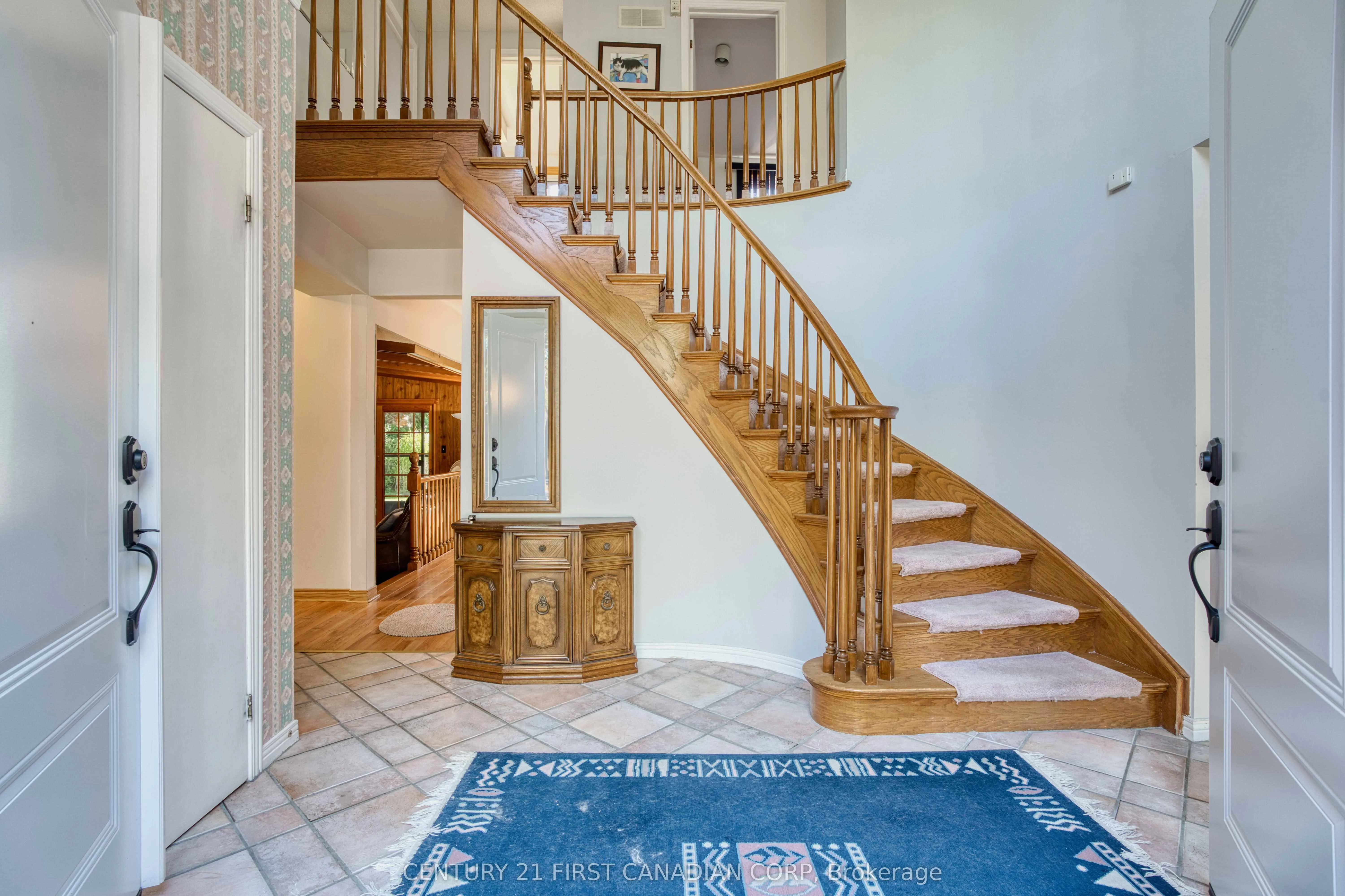 33 Fourwinds Road