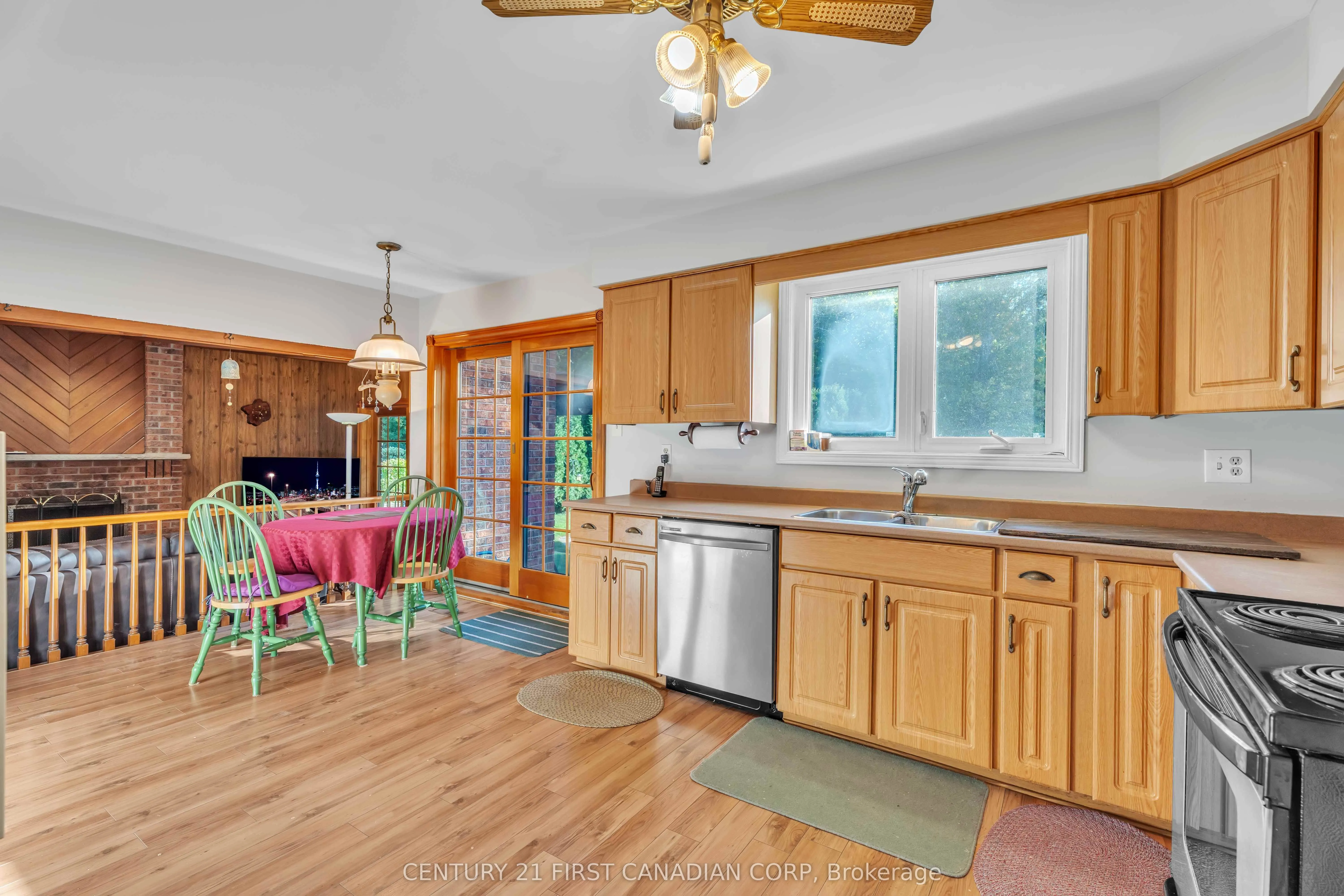 33 Fourwinds Road